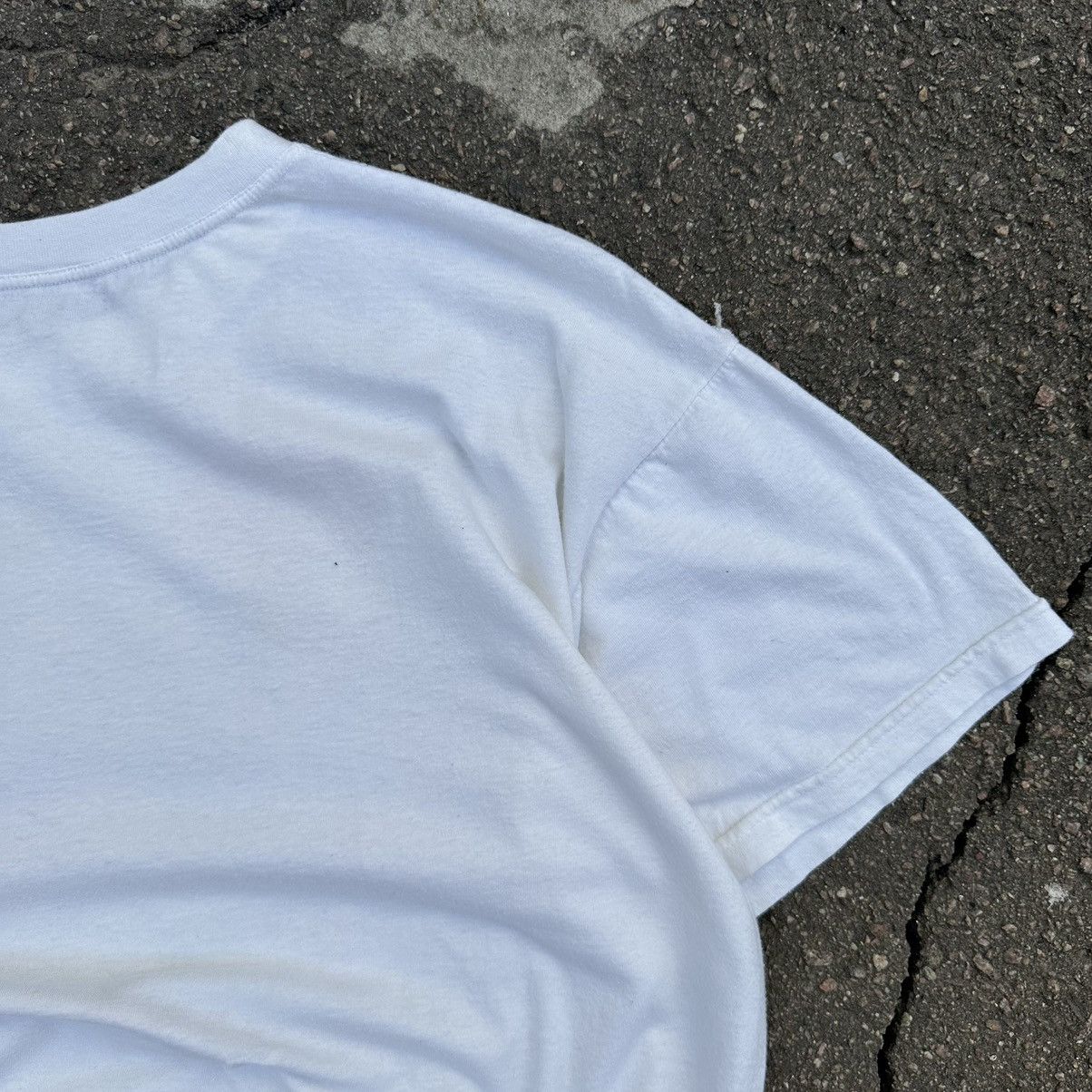Vintage Vintage T-shirts Joke Area 51 Alien 90s Streetwear Y2K Size US S / EU 44-46 / 1 - 8 Thumbnail