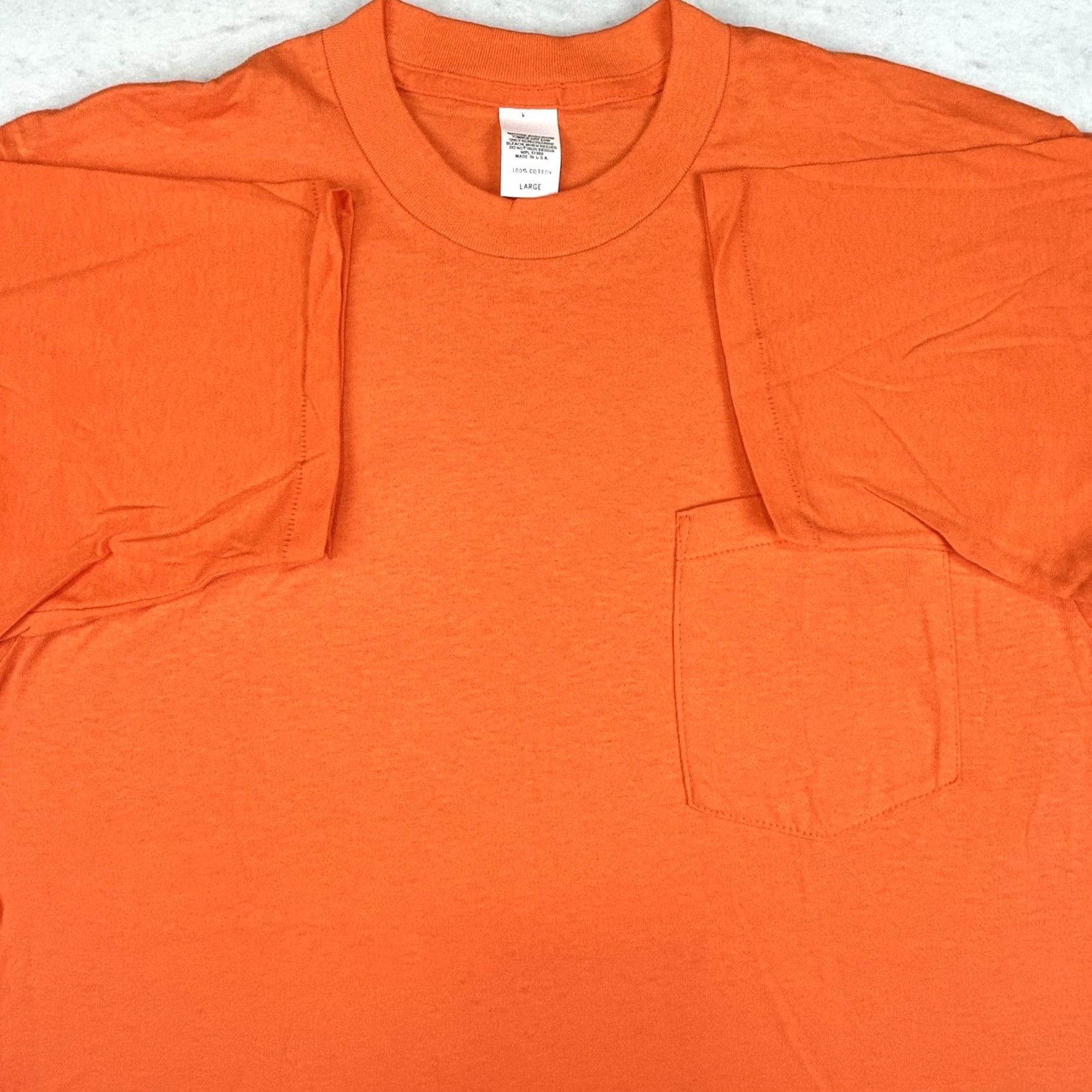 Vintage VINTAGE BLANK ORANGE POCKET T-Shirt MEDIUM Men XS? Size US M / EU 48-50 / 2 - 7 Thumbnail