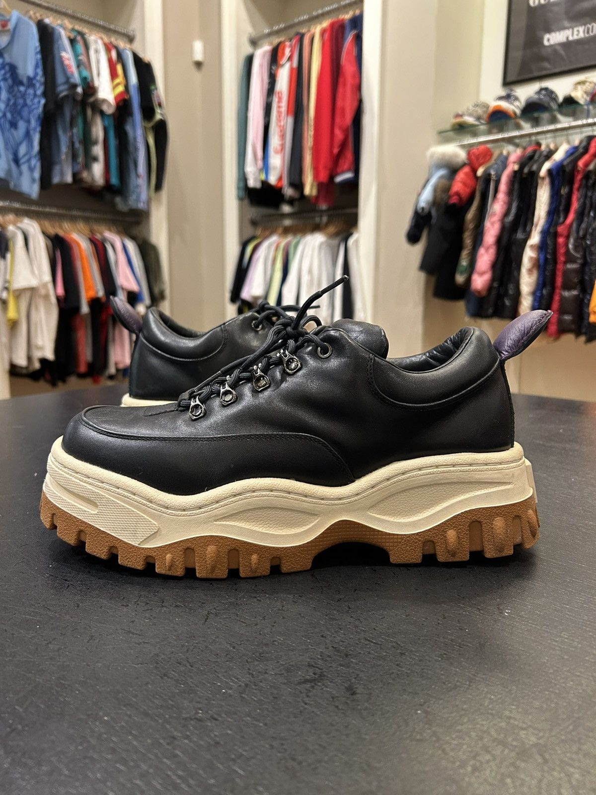 靴 Eytys angels patent leather sneaker Eytys Angel Patent Leather Sneaker - White – Kith