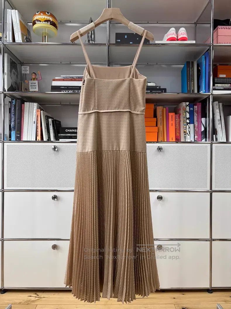 Fendi Fendi Khaki Floral Beaded Openwork Pleated Strapless Dress Size XS / US 0-2 / IT 36-38 - 3 Thumbnail
