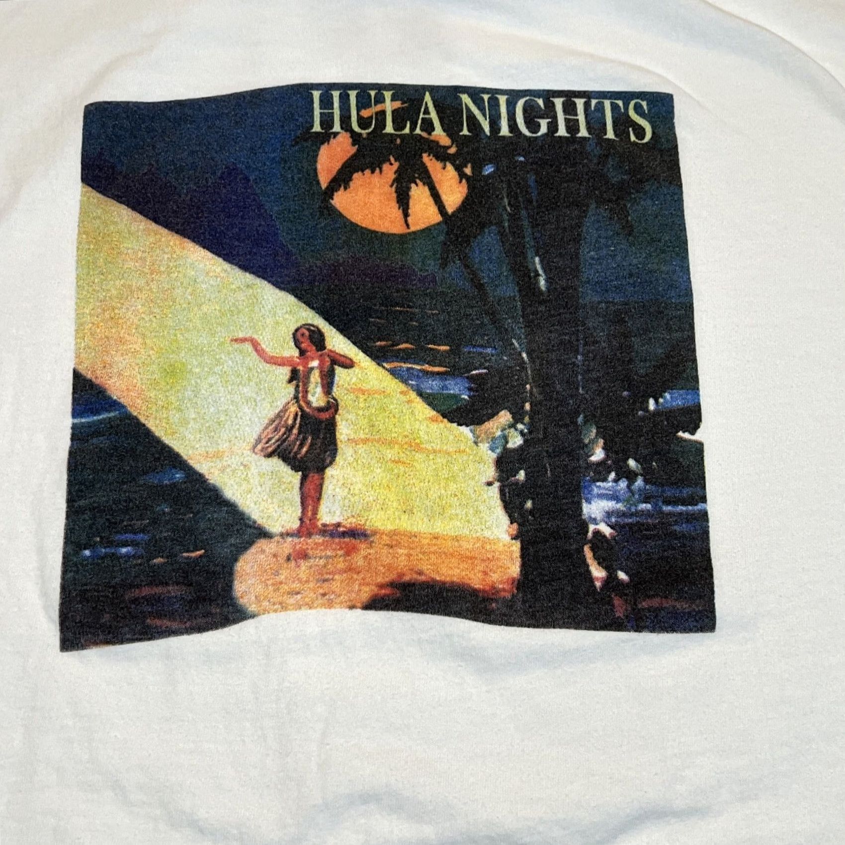 Hanes VINTAGE Hula Nights T Shirt Men’s 2XL HULA Nights White Graphic Size US XXL / EU 58 / 5 - 4 Thumbnail