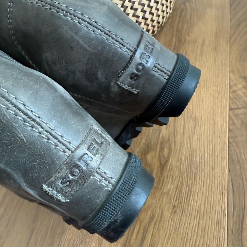 SOREL Sorel Women's Joan of Arctic Wedge II Zip Boots Quarry 8.5 Size US 8.5 / IT 38.5 - 7 Thumbnail