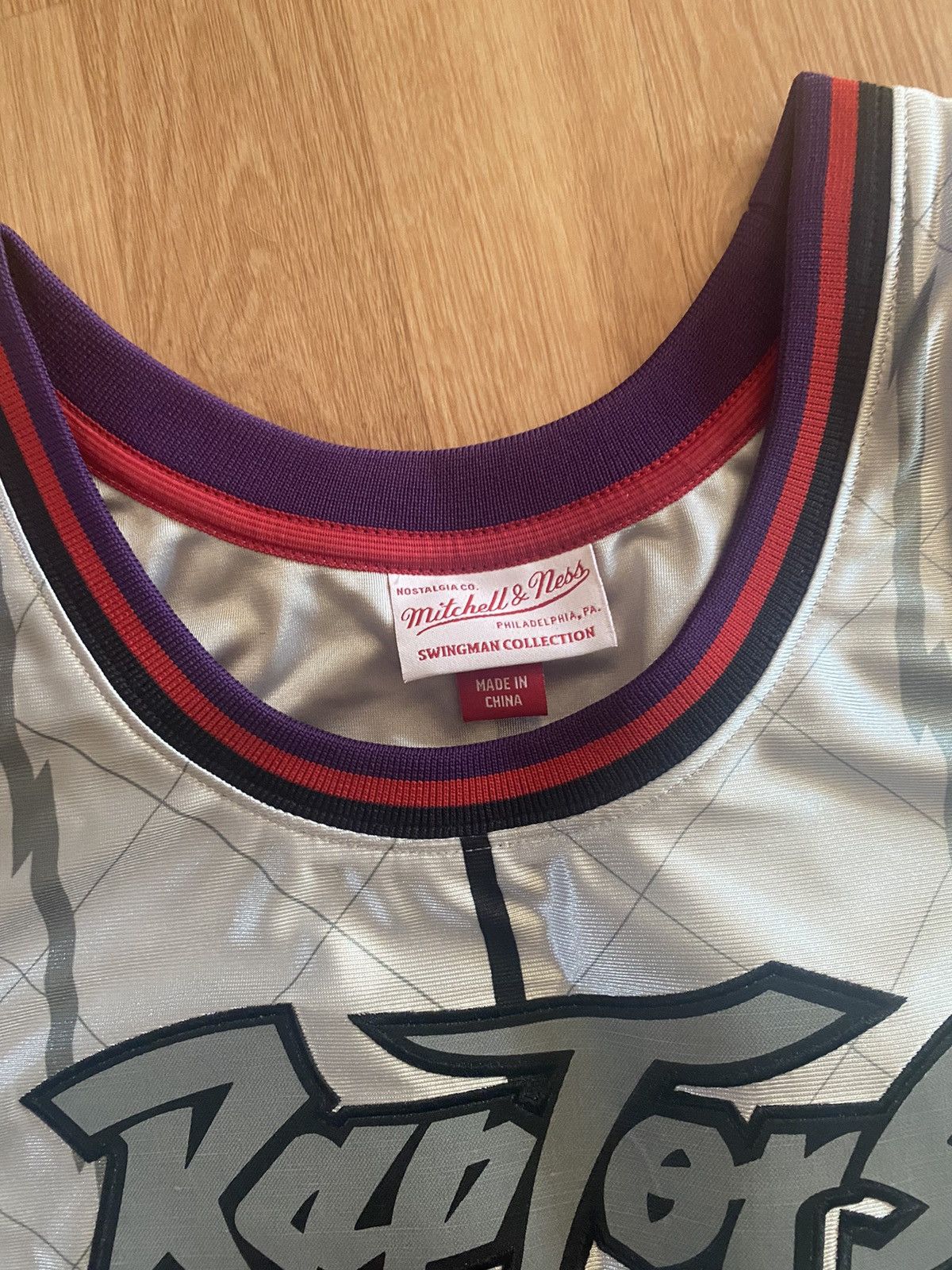 Mitchell & Ness Vince Carter 75th Anniversary Raptors Jersey! Size US XL / EU 56 / 4 - 6 Thumbnail