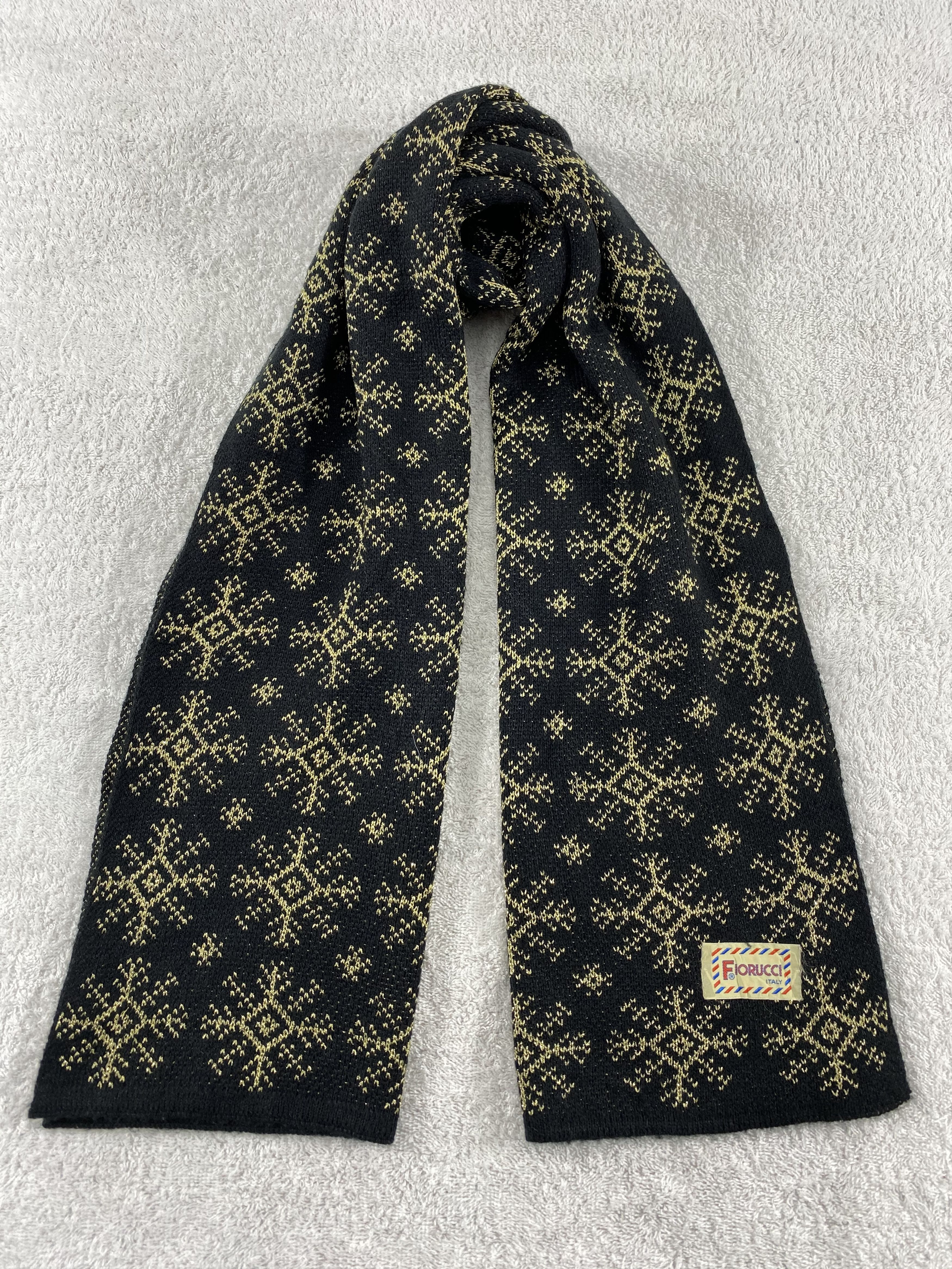 Fiorucci × Vintage Fiorucci Scarf / Muffler / Neckwear - WW1611 Size ONE SIZE - 1 Thumbnail