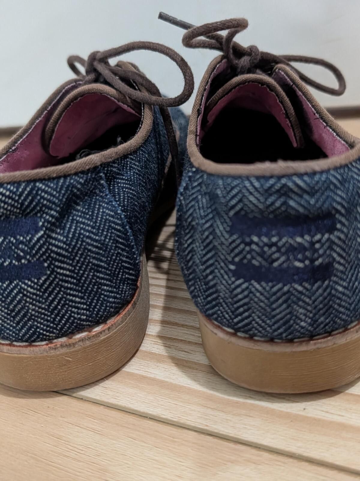 Toms Toms Blue Herringbone Lace-Up Flats with Brown Trim Size US 9 / IT 39 - 6 Thumbnail