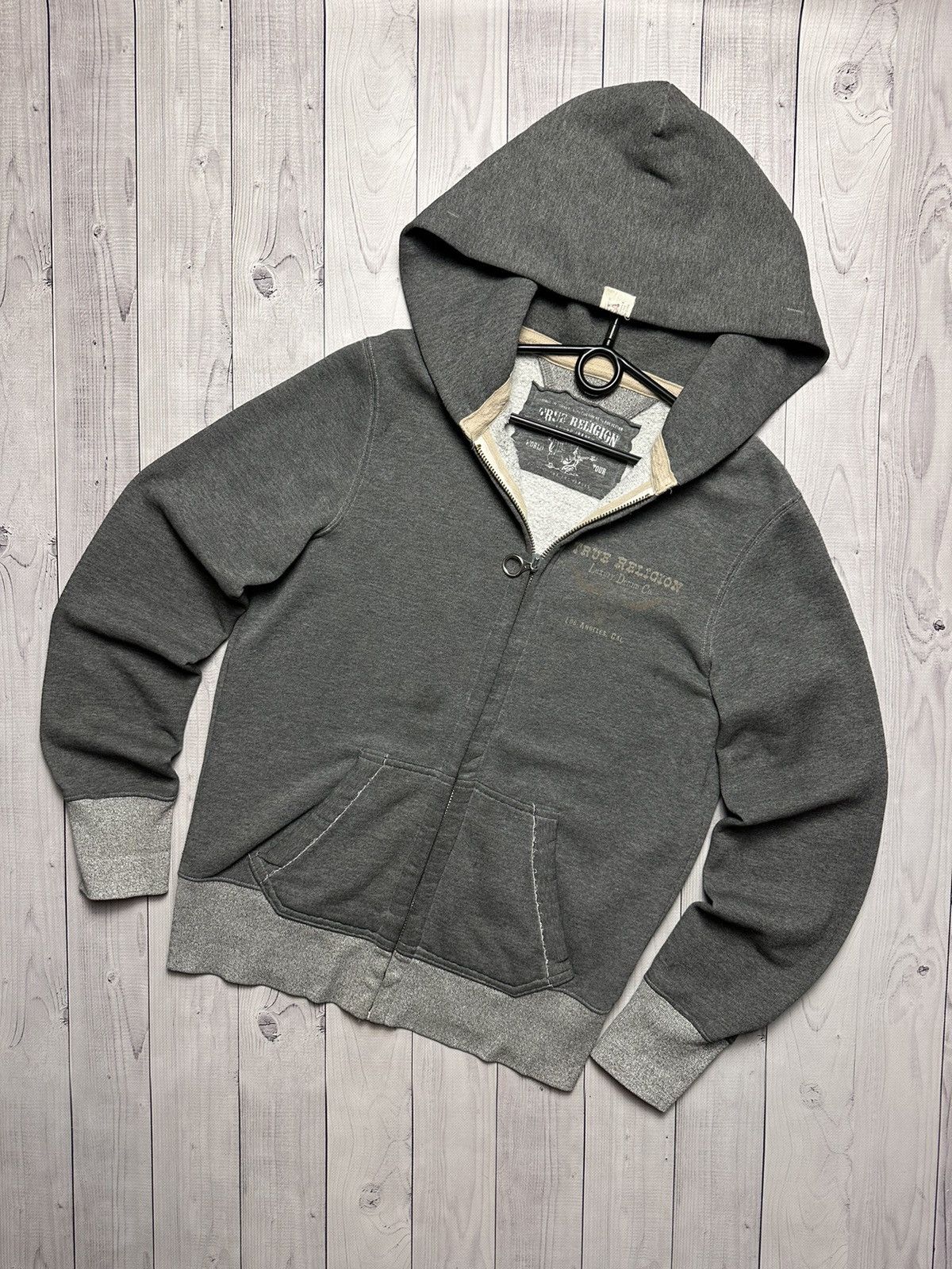 True Religion × Vintage Vintage True Religion zip hoodie rare logo bulls Size US S / EU 44-46 / 1 - 3 Thumbnail