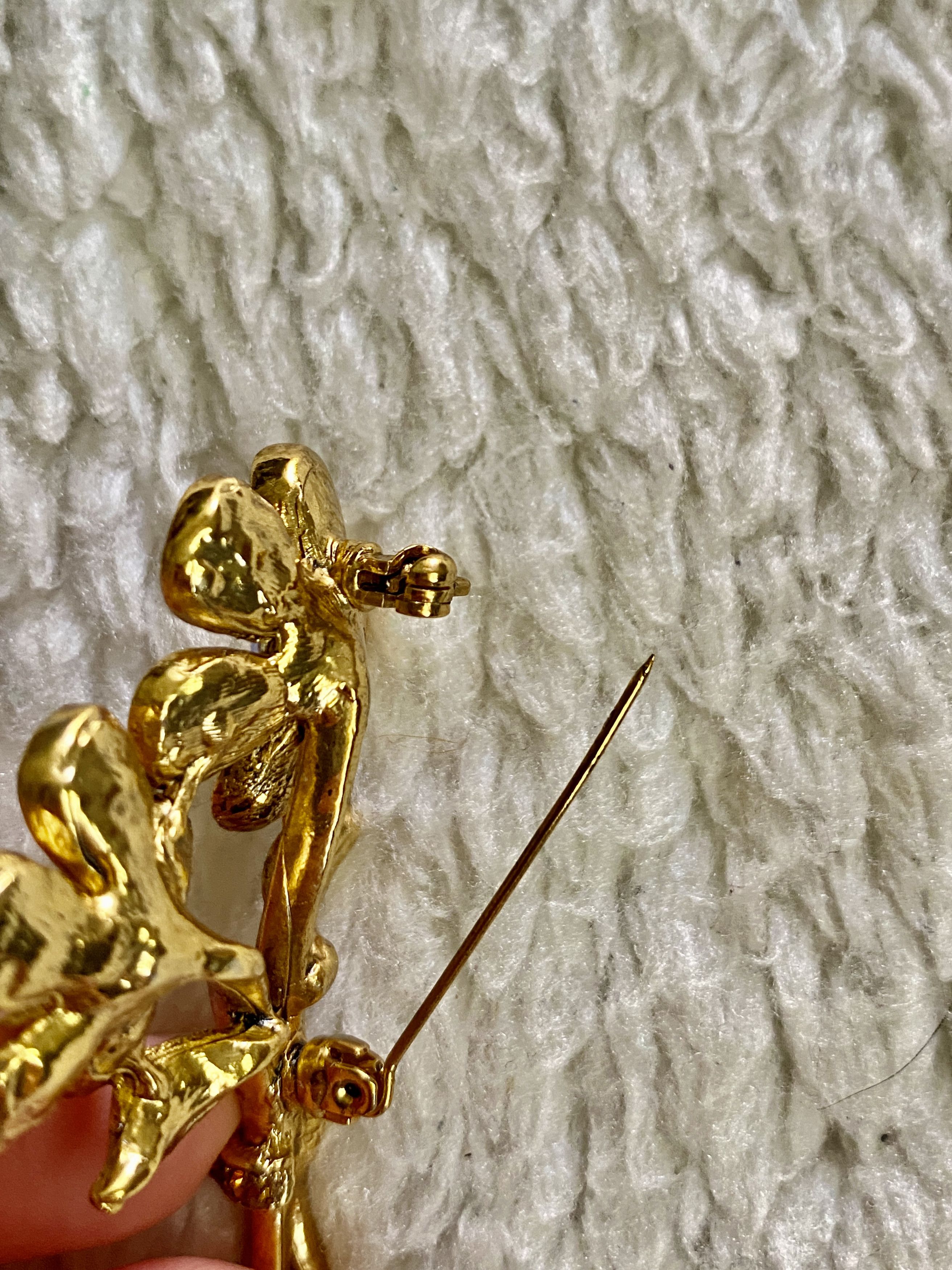 Other Vintage Gold Floral Bunch Brooch with Faux Rhinestones Size ONE SIZE - 8 Thumbnail
