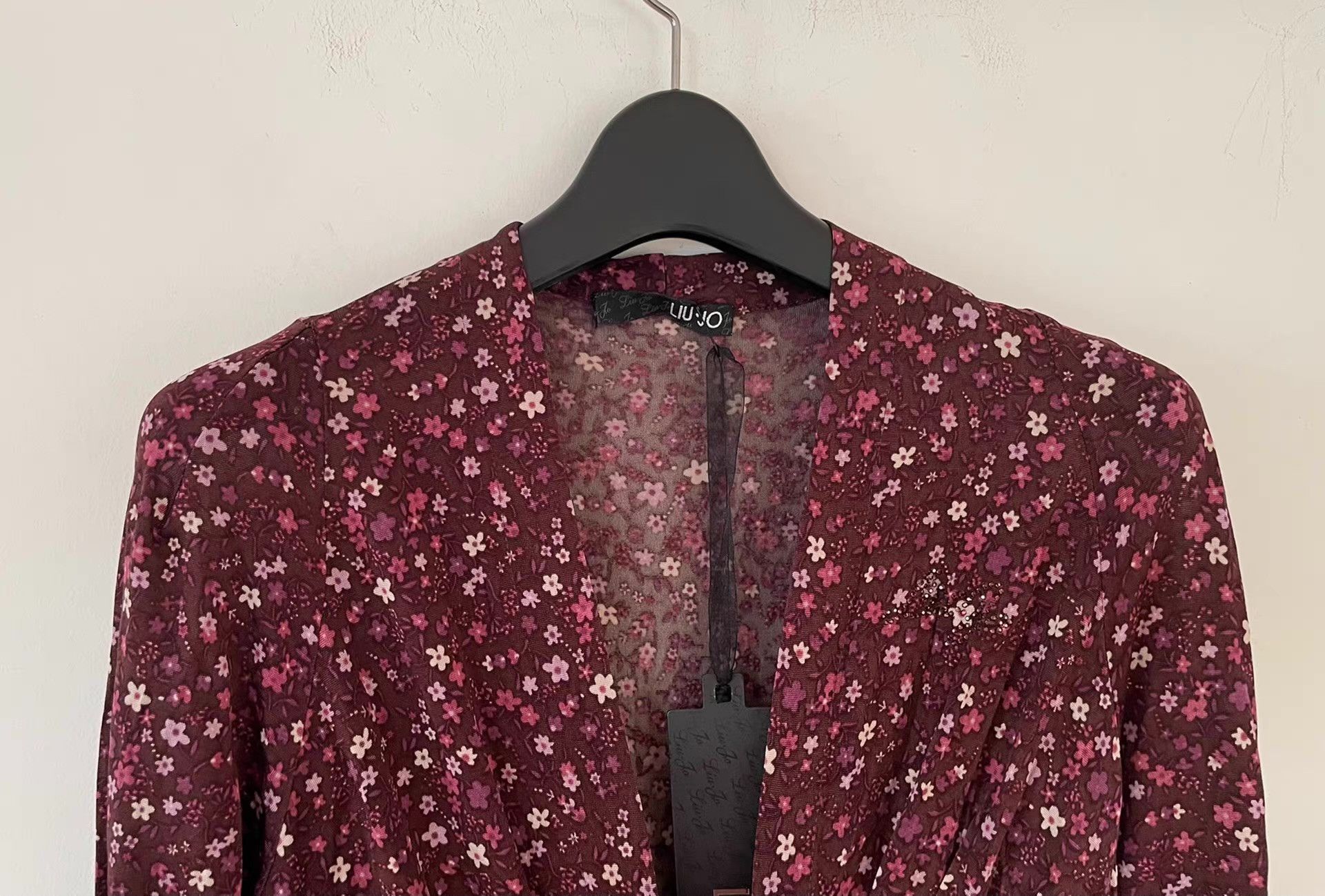 Liu Jo Liu Jo Floral Dress with Sequin Embellishments Ｑ21 Size M / US 6-8 / IT 42-44 - 5 Thumbnail