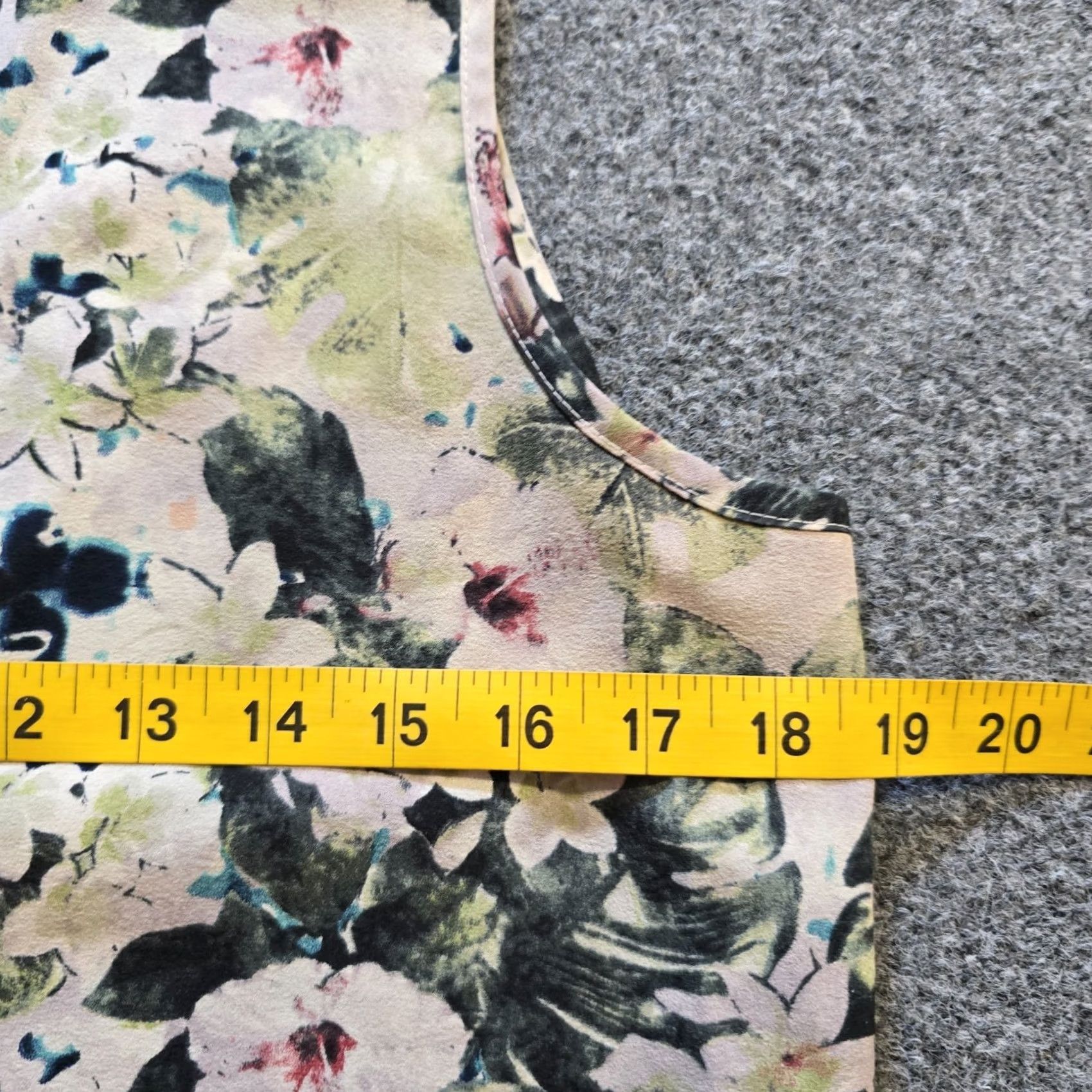 Sanctuary Sanctuary Tank Womens Medium Pink Green Tropical V-Neck Sleeveless Rayon Aloha Casual Size M / US 6-8 / IT 42-44 - 4 Thumbnail
