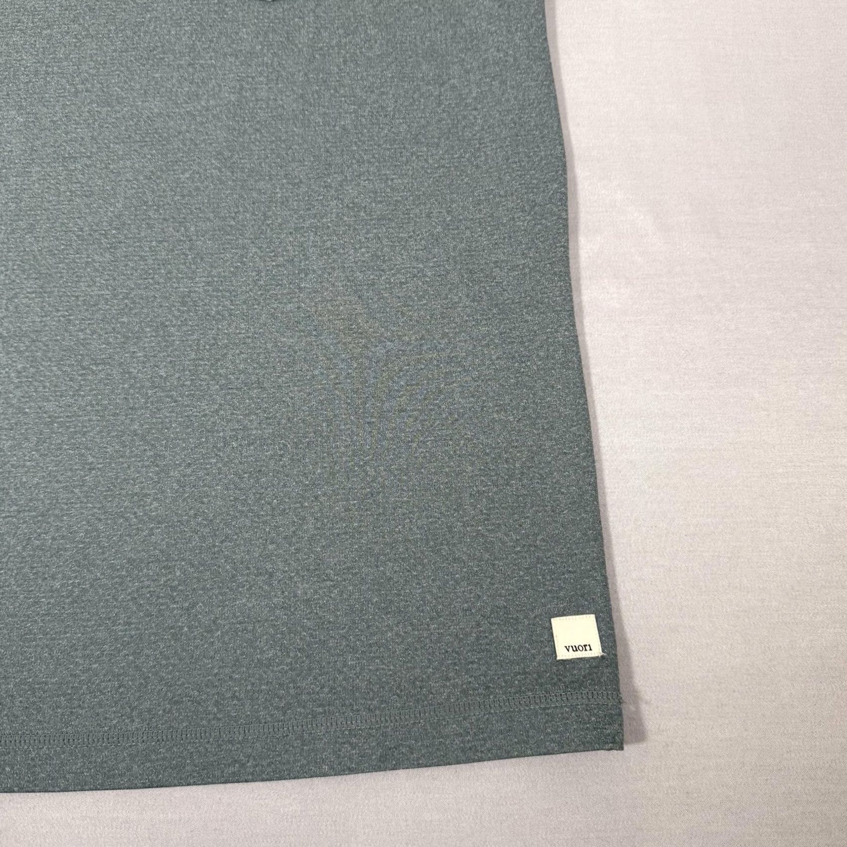 Vuori Vuori Shirt Mens XL Blue Tradewind Performance Pocket Lightweight Gym Work Out Crew Neck Short Sleeve T-Shirt Breathable Size US XL / EU 56 / 4 - 3 Thumbnail