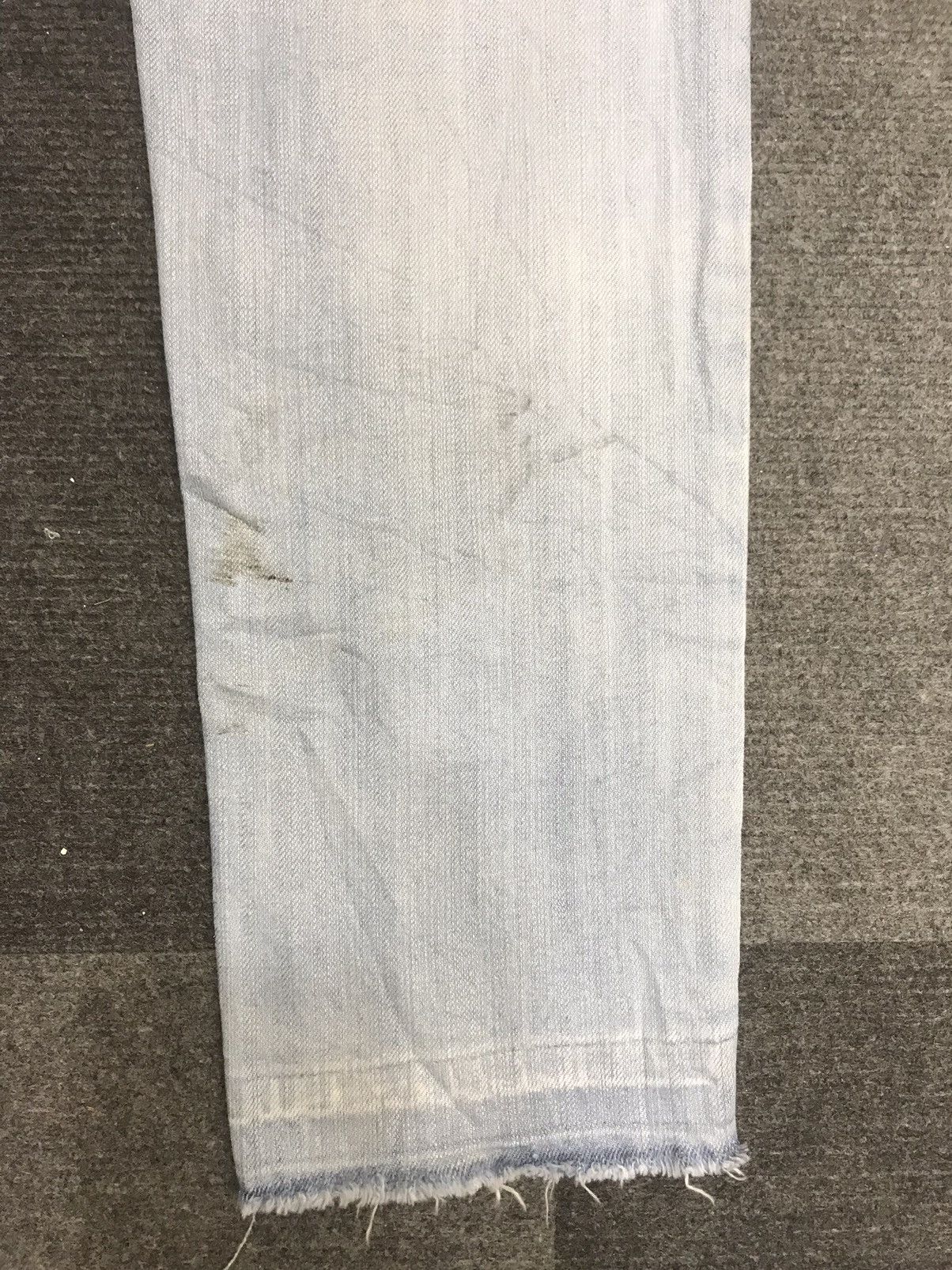 Japanese Brand 💥DESIGNER💥 PLAGPLAG Light Wash Skinny Distresed Denim F219 Size US 30 / EU 46 - 17 Thumbnail