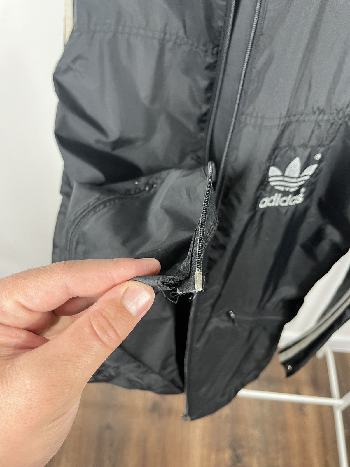 Adidas Vintage Adidas Trefoil Jacket XS Black Made in Philippines Size US XS / EU 42 / 0 - 10 Thumbnail