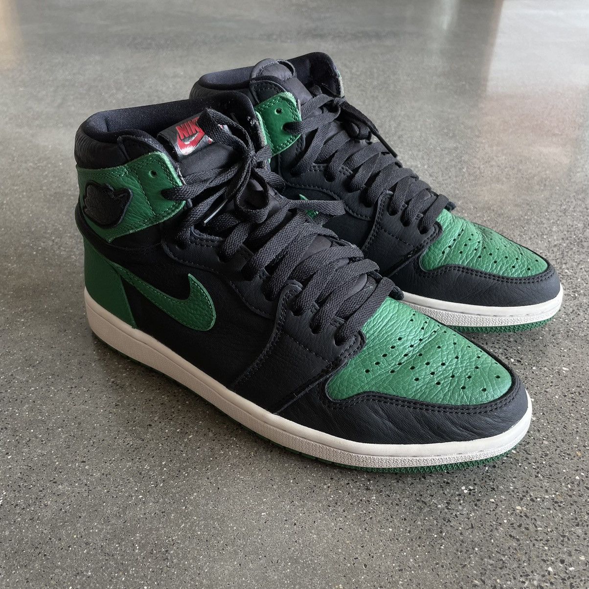 Nike Nike Air Jordan 1 Retro Pine Green Size US 9.5 / EU 42-43 - 3 Thumbnail