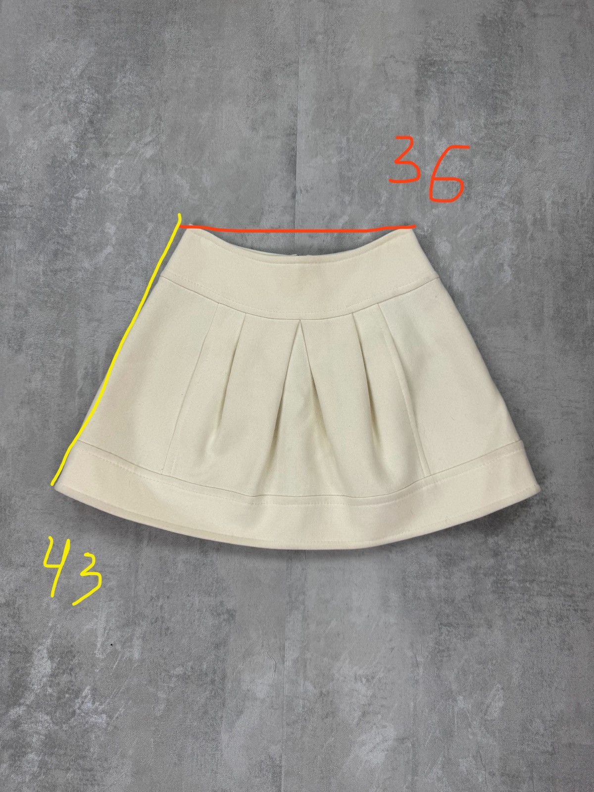 Designer × Malo malo Wool Skirt Pleated Mini Skirt White-Cream Womens Size 27" / US 4 / IT 40 - 11 Thumbnail