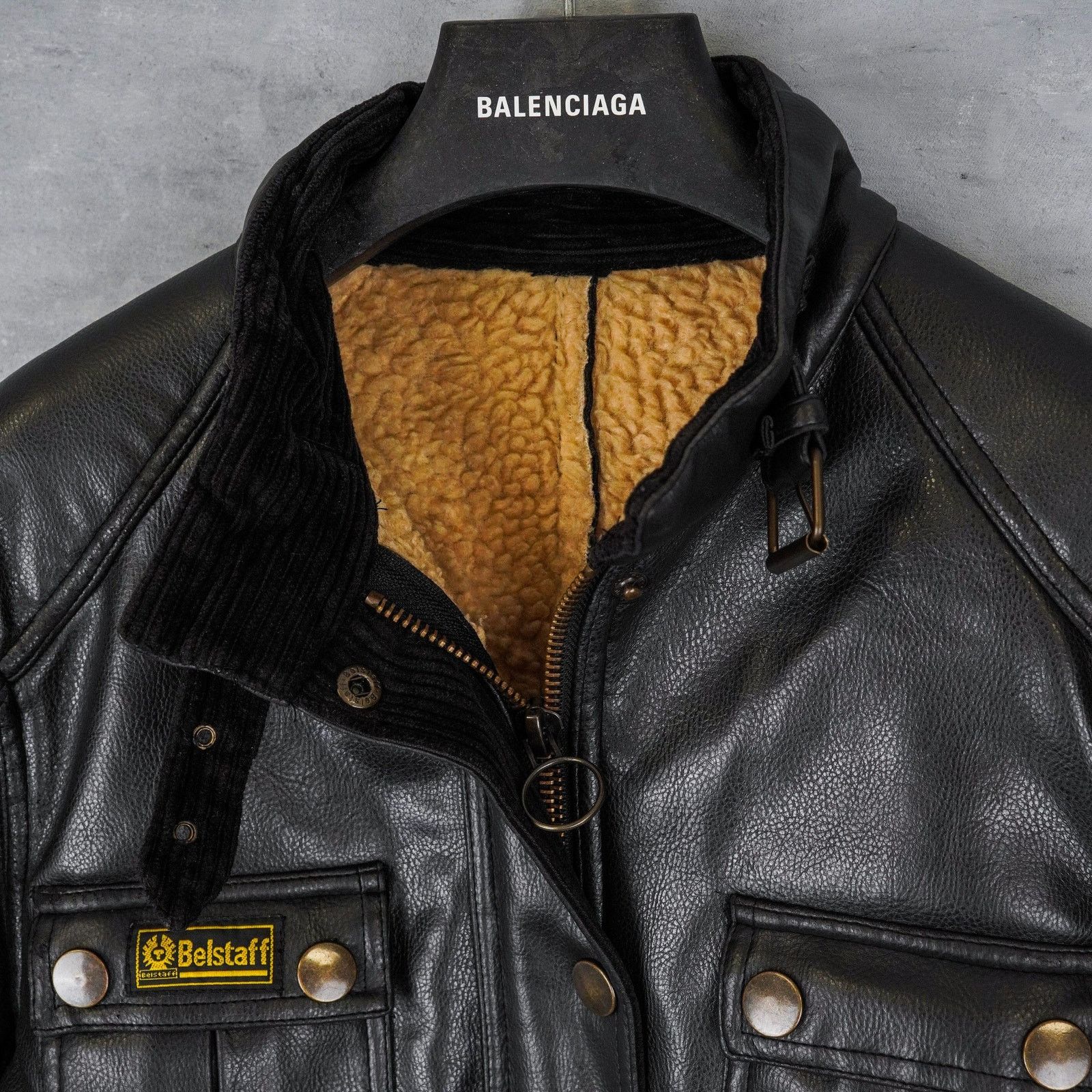 Belstaff Vintage belstaff black leather patch logo womens moto jacket Size S / US 4 / IT 40 - 5 Thumbnail