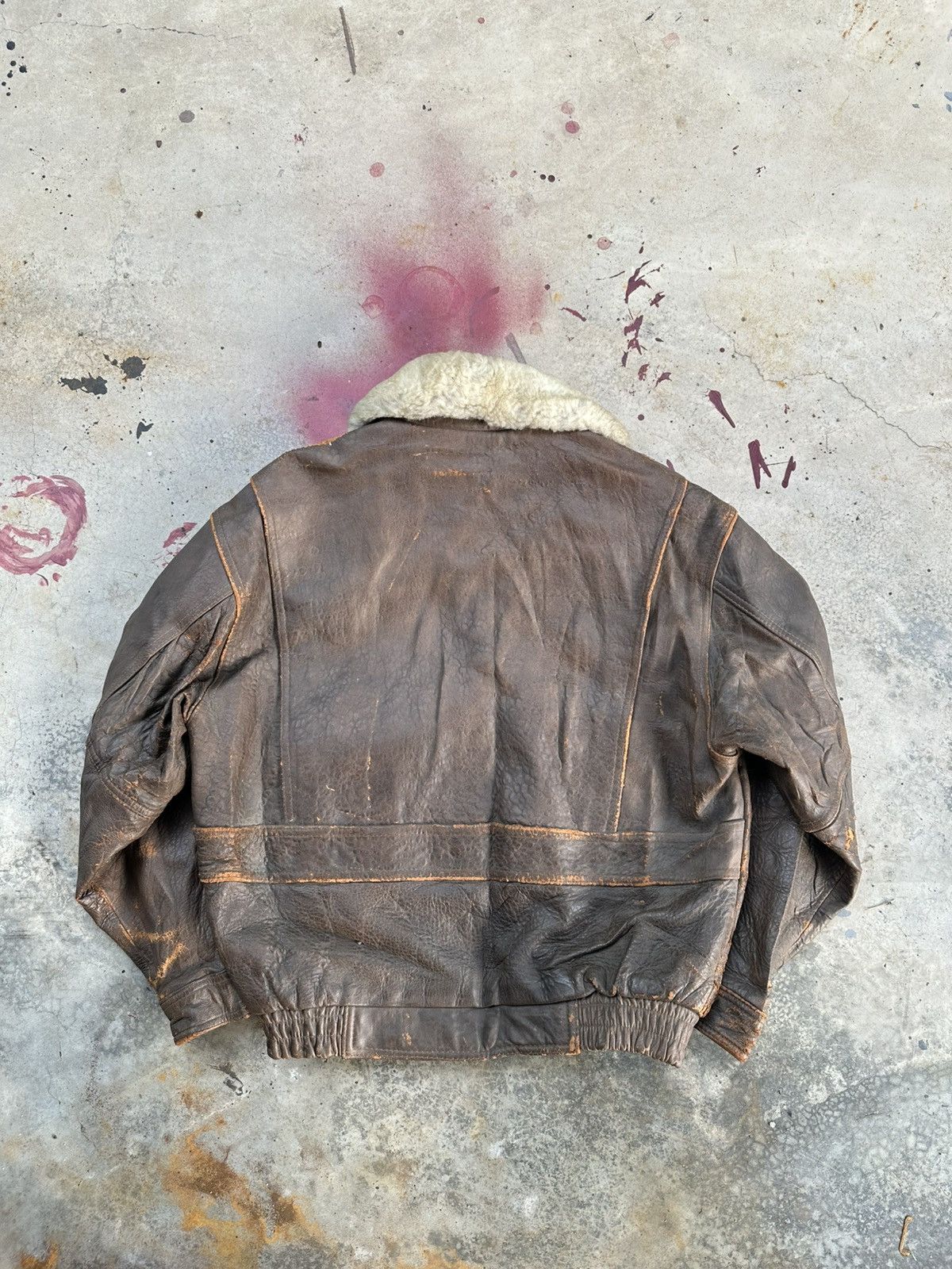 Vintage 👹Vintage THRASHED Aviator Leather Bomber Jacket Size US L / EU 52-54 / 3 - 5 Thumbnail