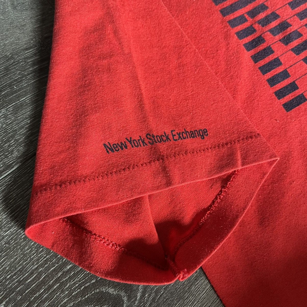 Vintage Vintage 1980s NYSE New York Stock Exchange Jerzees Tee Shirt Size US L / EU 52-54 / 3 - 3 Thumbnail