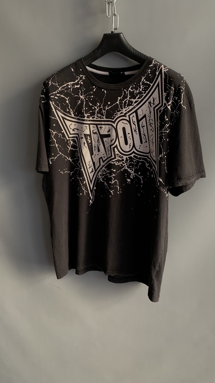 Tapout × Vintage Crazy vintage Y2K Tapout baggy Affliction faded black tee Size US XL / EU 56 / 4 - 2 Thumbnail