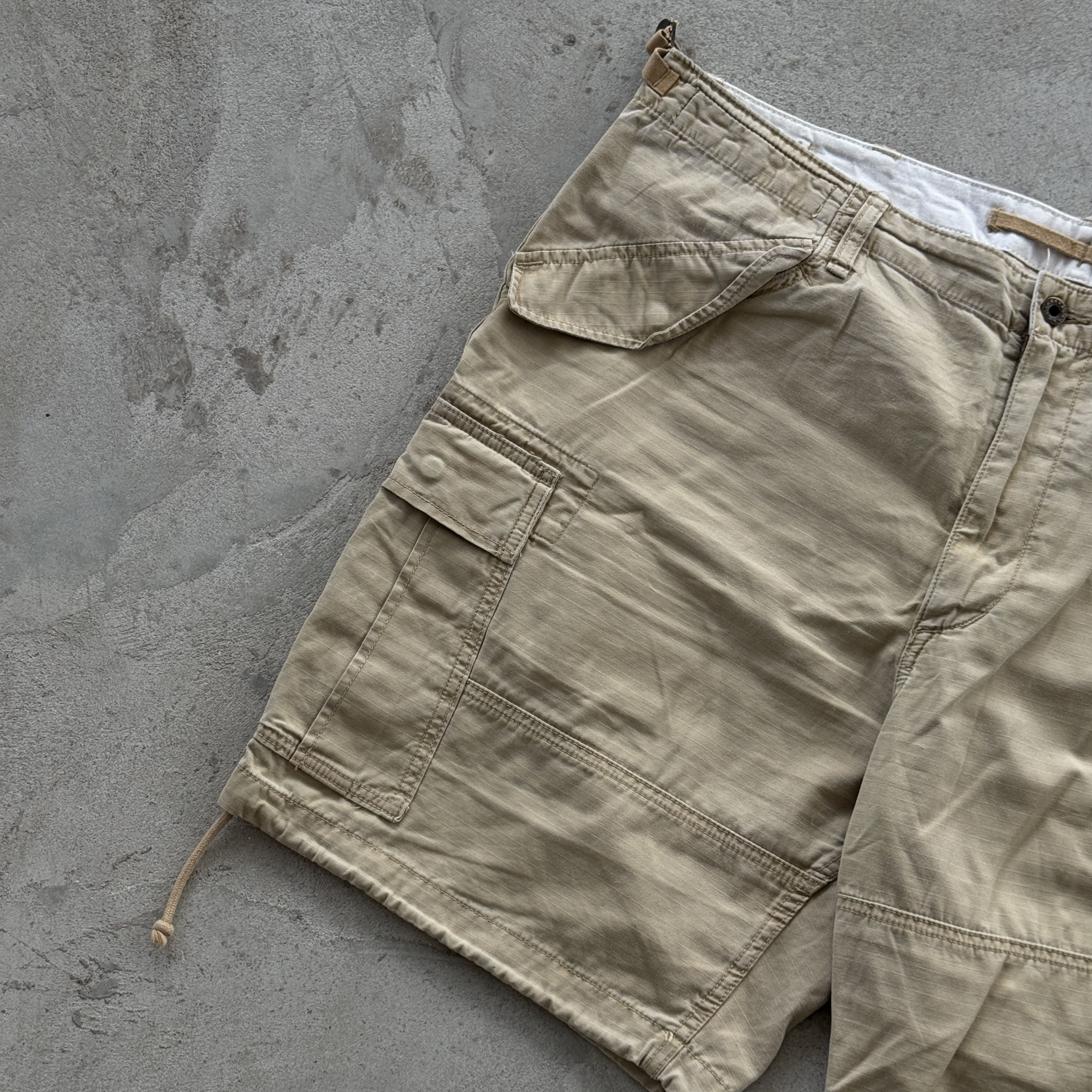 Polo Ralph Lauren Vintage Polo Ralph Lauren Tan Cargo Shorts Classic Fit Style Size US 40 / EU 56 - 4 Thumbnail