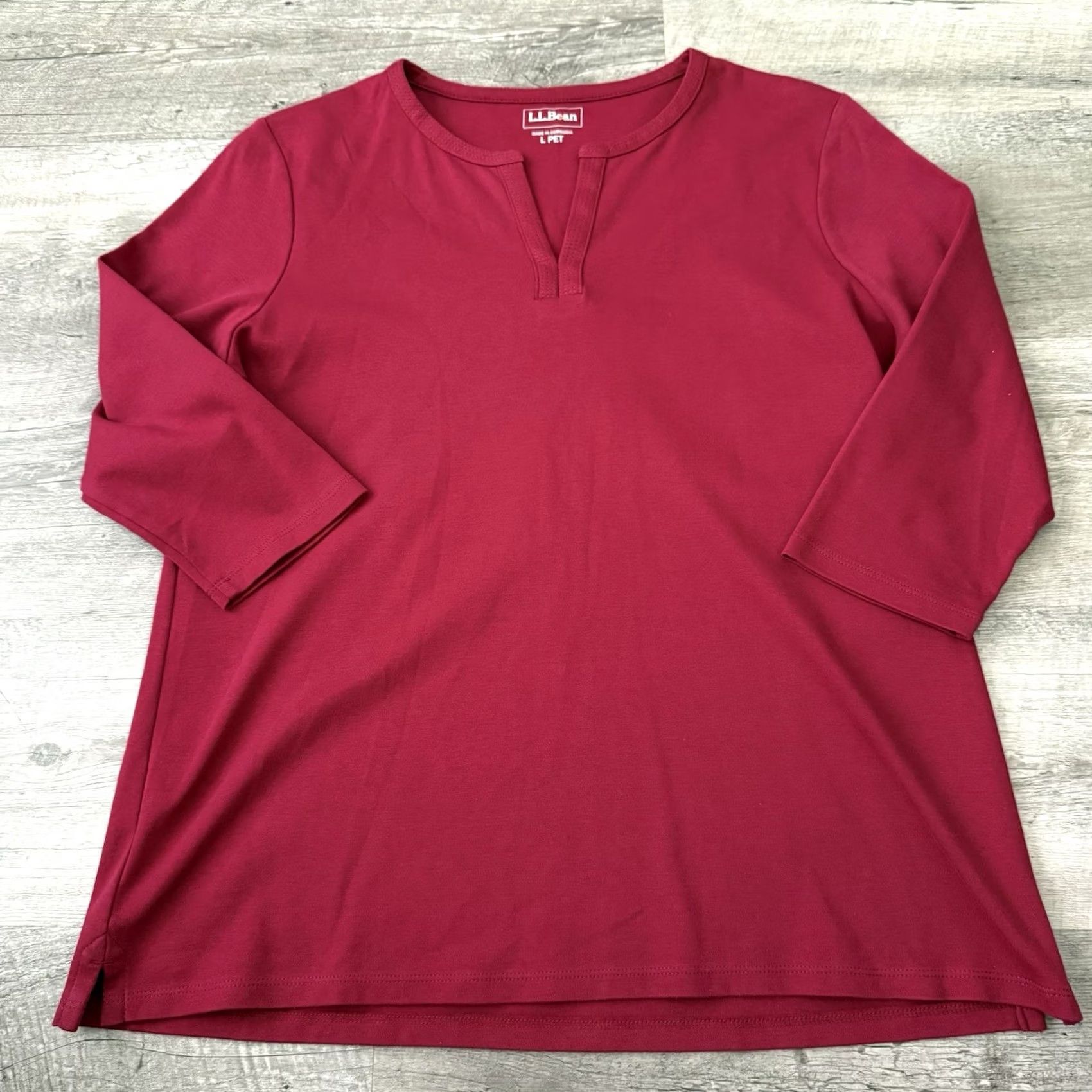 Vintage LL Bean Split V-Neck 3/4 Sleeve Tee Womens Large Petite 100% Cotton Red V-Neck Pullover Shirt Size L / US 10 / IT 46 - 7 Thumbnail