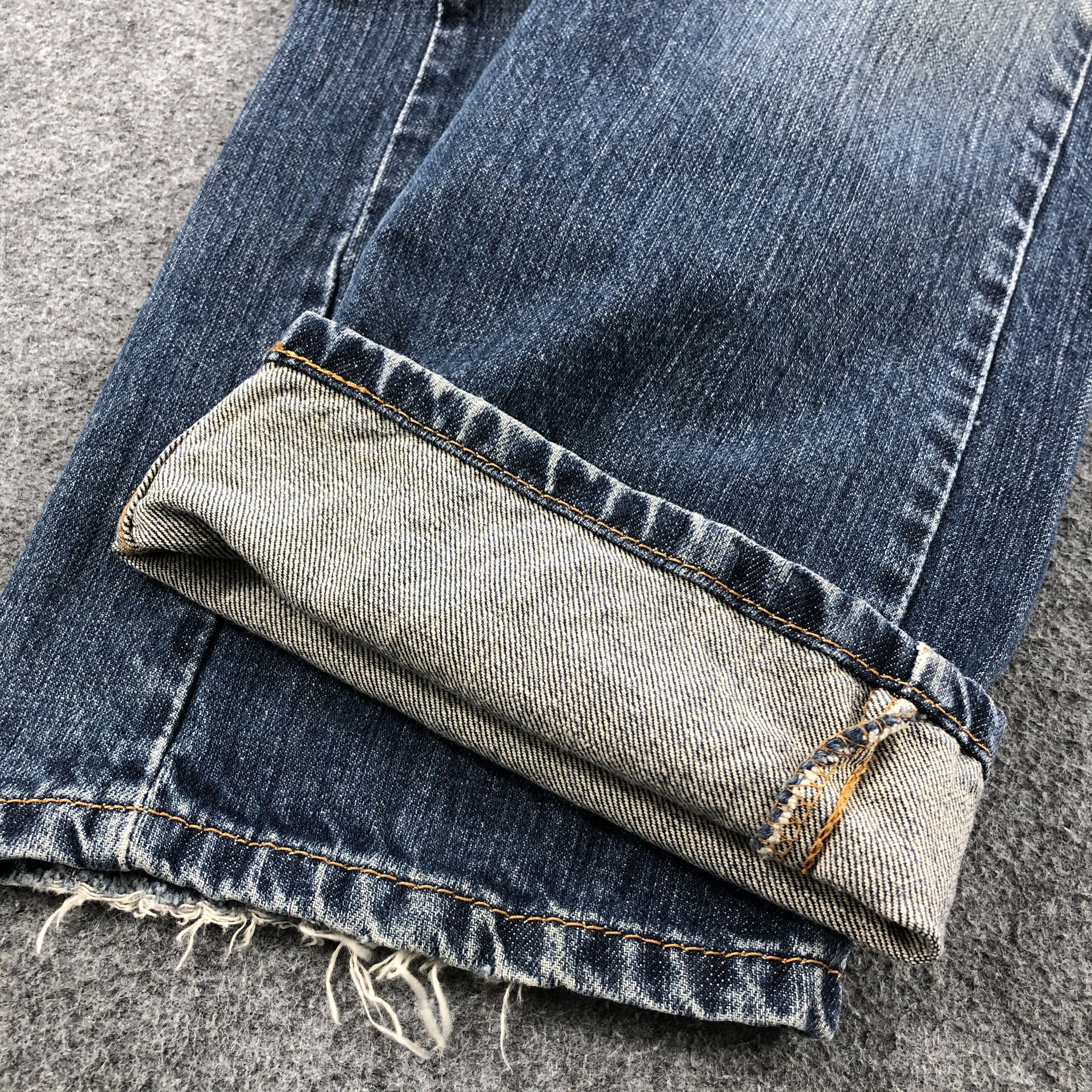 Levi's Vintage Levis 505 Jeans Faded Blue Denim KJ479 Size US 34 / EU 50 - 7 Thumbnail