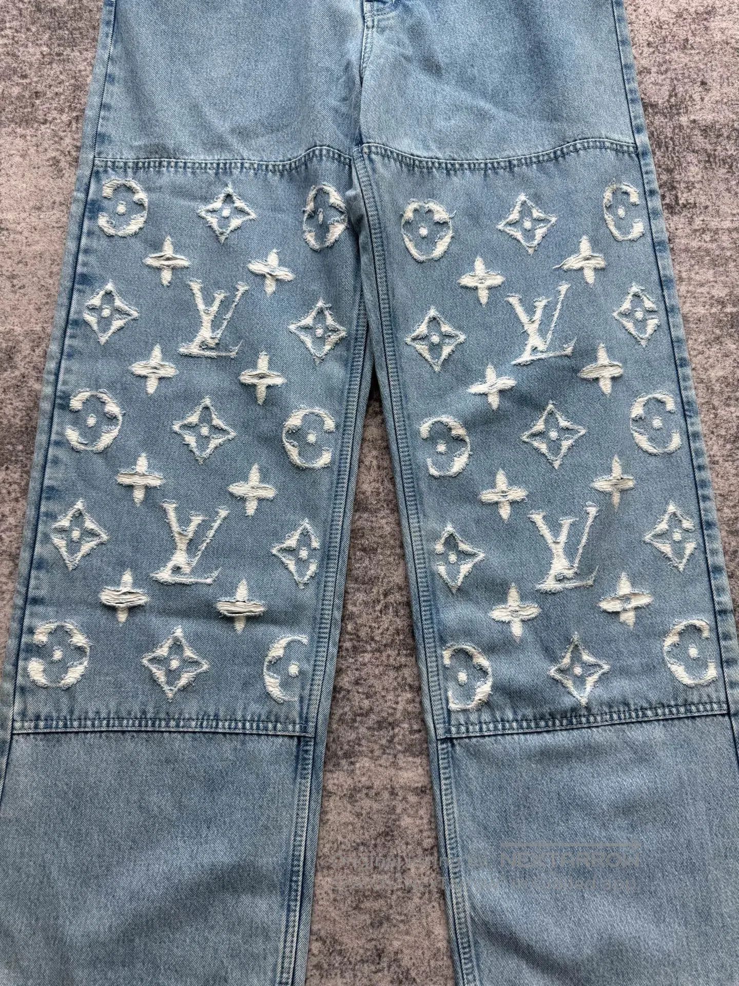 Louis Vuitton Louis Vuitton Blue distressed logo denim long pants| Size US 32 / EU 48 - 5 Thumbnail