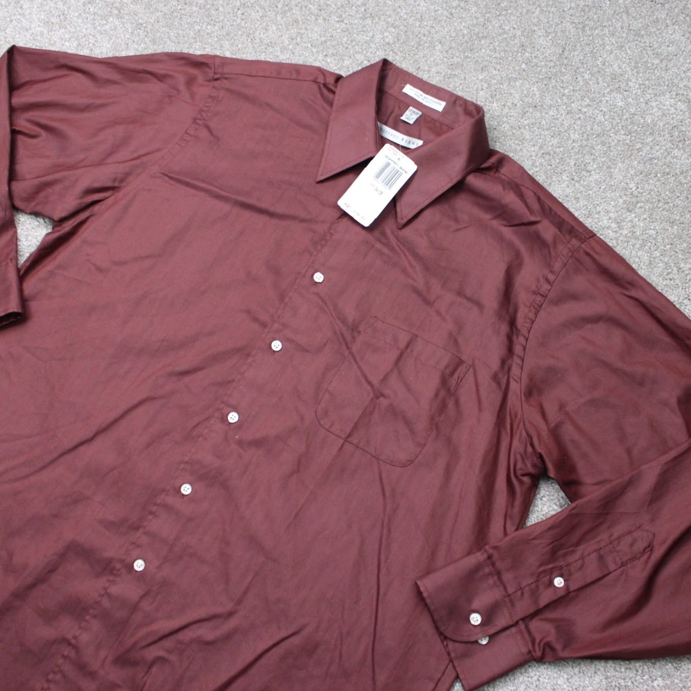 Geoffrey Beene Geoffrey Beene Shirt Mens 17, 34/35 Red Wrinkle Free Cotton/Poly Long Sleeve Button-Down 70% Cotton 30% Polyester Size US XL / EU 56 / 4 - 3 Thumbnail