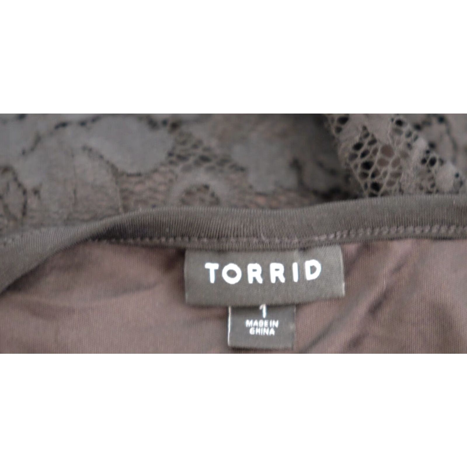 Torrid Torrid Black Lace Top Sleeveless Tunic Women's Size 1 Shirt Blouse Lace Nylon/Spandex Spring Summer VINTAGE? No (omit) Size XS / US 0-2 / IT 36-38 - 7 Thumbnail