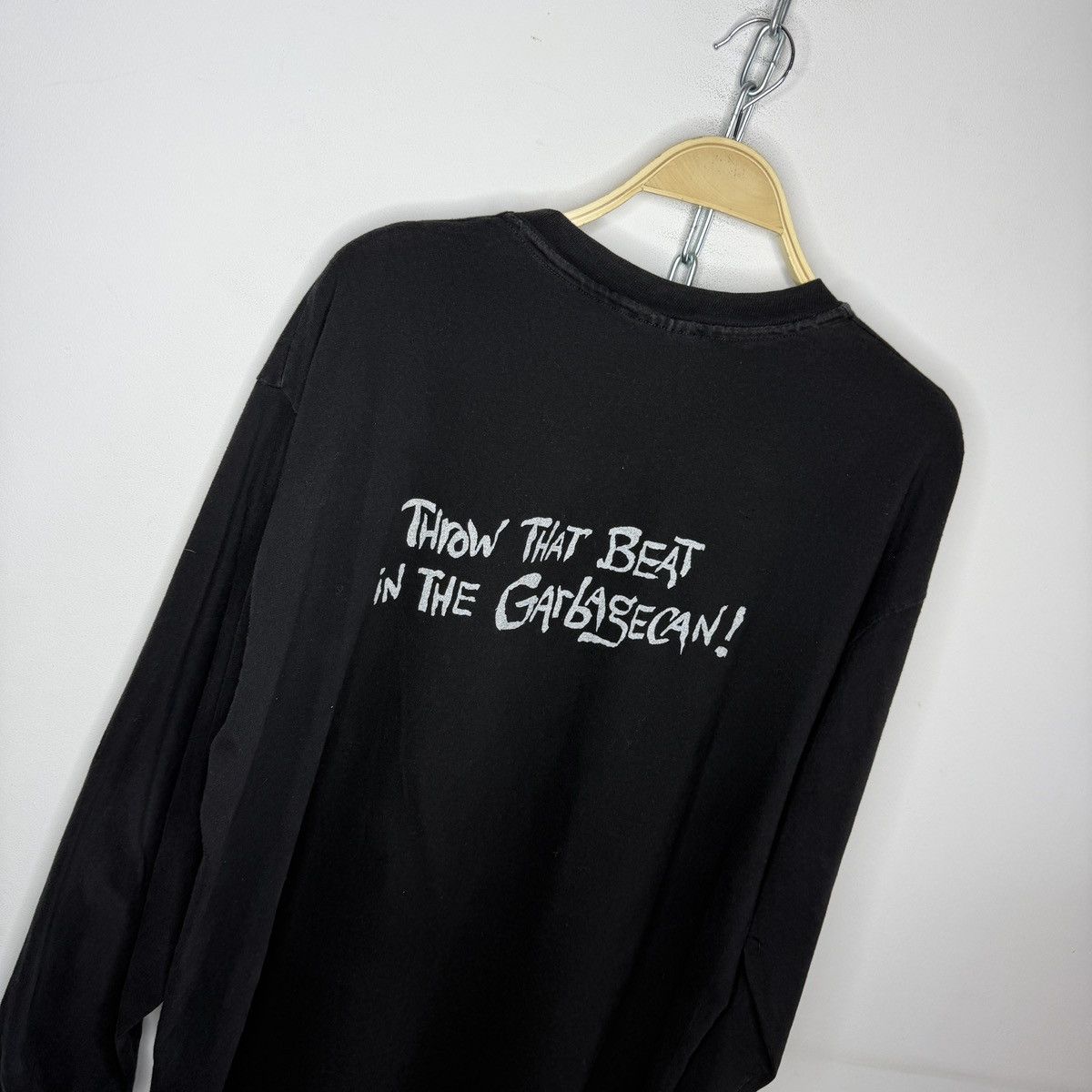 Band Tees Vintage Cool Throw That Beat In The Garbagecan Longsleeve Size US XL / EU 56 / 4 - 9 Thumbnail