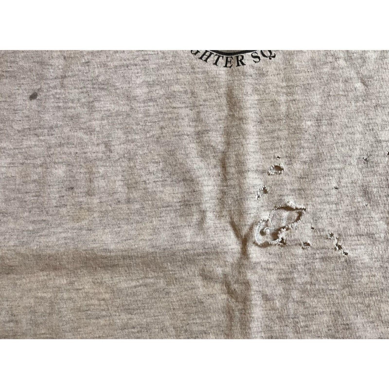 Vintage VINTAGE All Sport Death Vipers 131st Fighting Squadron Shirt Men’s Large Grey Distressed Size US L / EU 52-54 / 3 - 5 Thumbnail