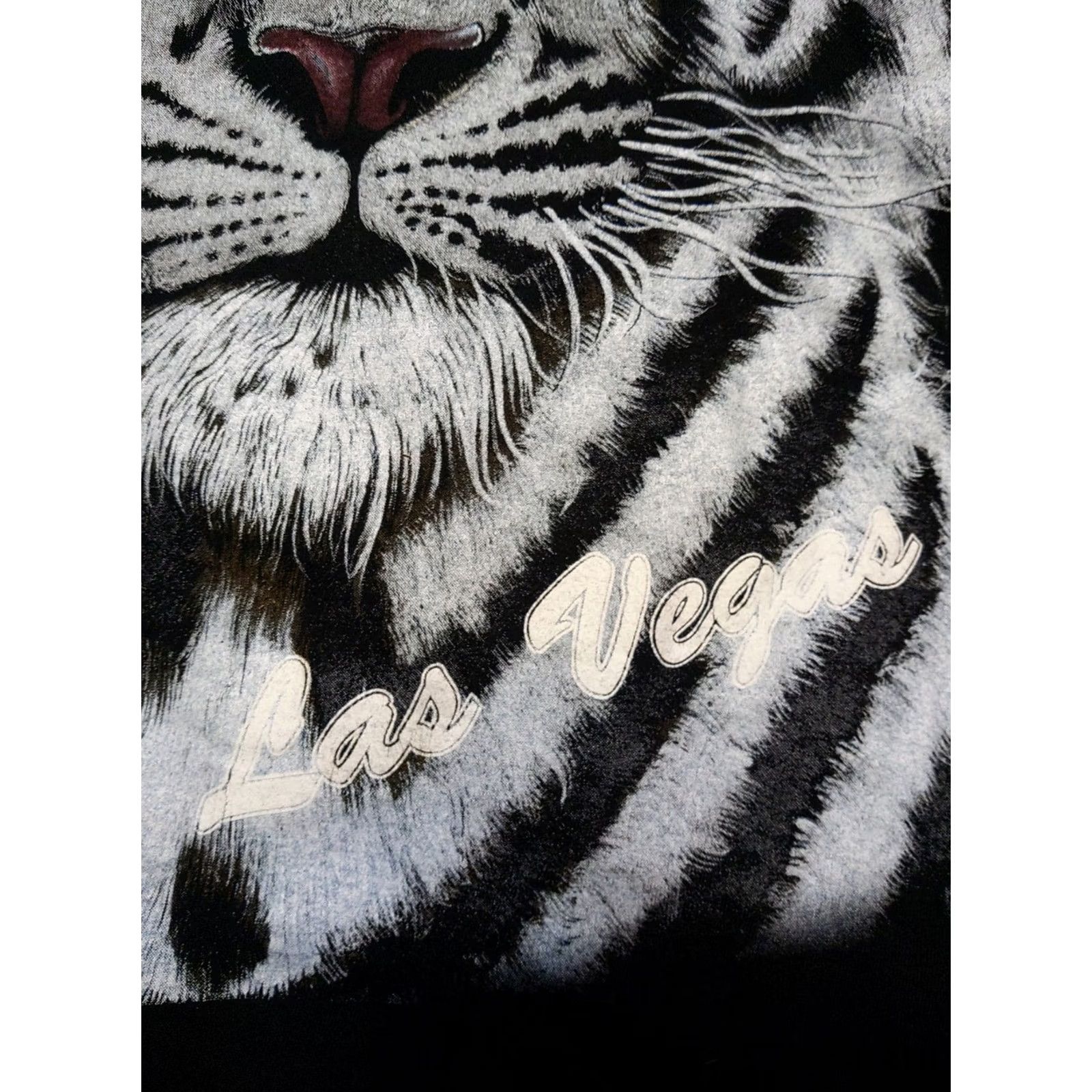 Vintage VINTAGE Trinity BLUE EYED WHITE TIGER Single Stitch T-SHIRT XL Mens Black 90s Graphic Print Tiger Logo Size US XL / EU 56 / 4 - 6 Thumbnail