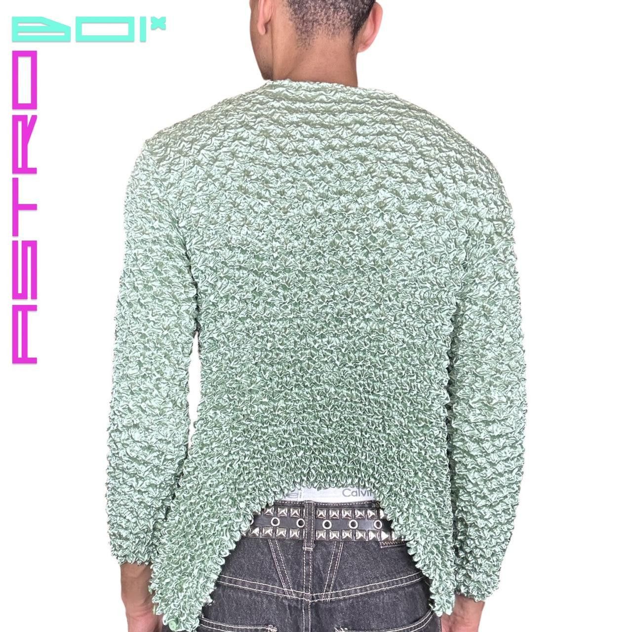Other ASTROBOI* ASYMMETRIC PASTEL GREEN POPCORN CROP TOP _ MEDIUM Size US M / EU 48-50 / 2 - 5 Thumbnail