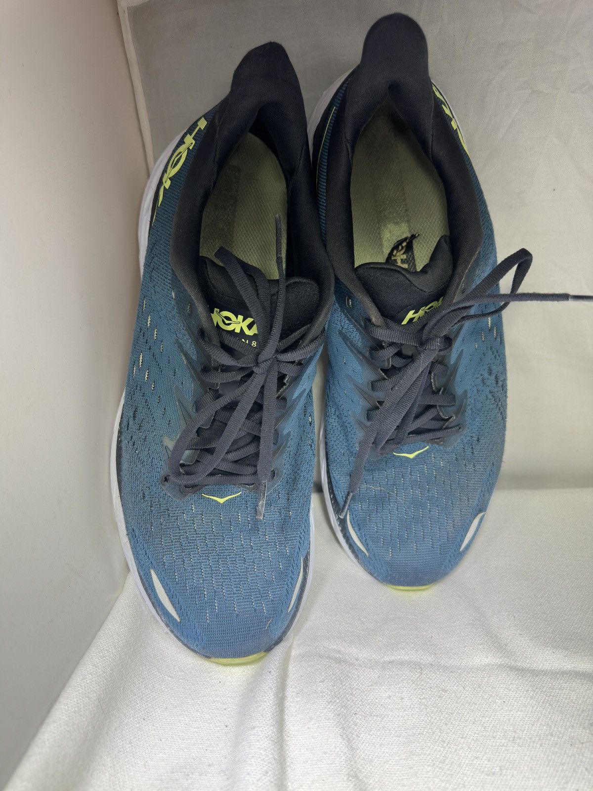 Hoka Hoka Clifton 8 Blue Coral/Butterfly Men's 11D Running Size US 11 / EU 44 - 6 Thumbnail
