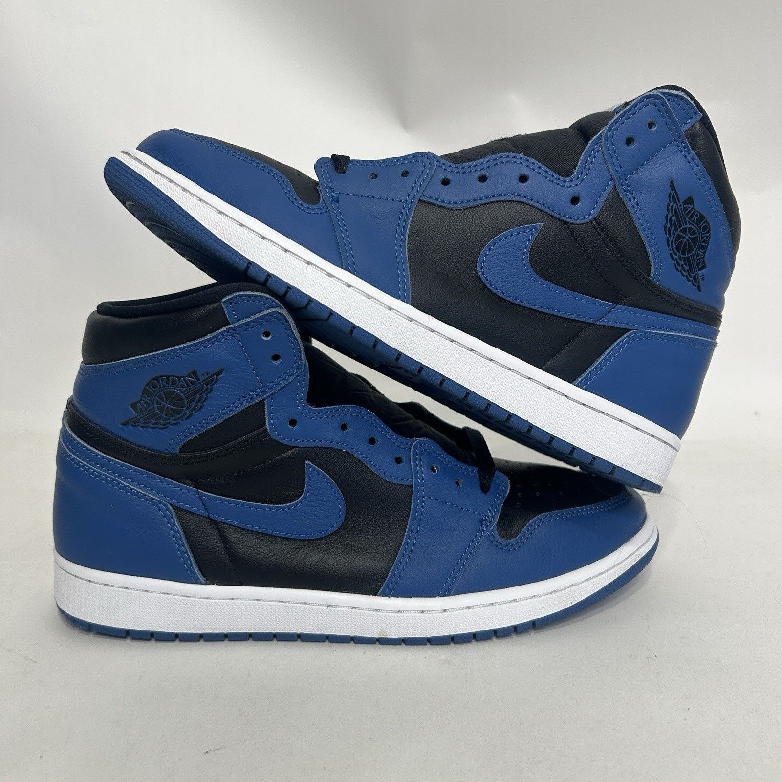 Nike Nike Air Jordan 1 Retro High OG “Dark Marina Blue” Size US 10 / EU 43 - 1 Thumbnail