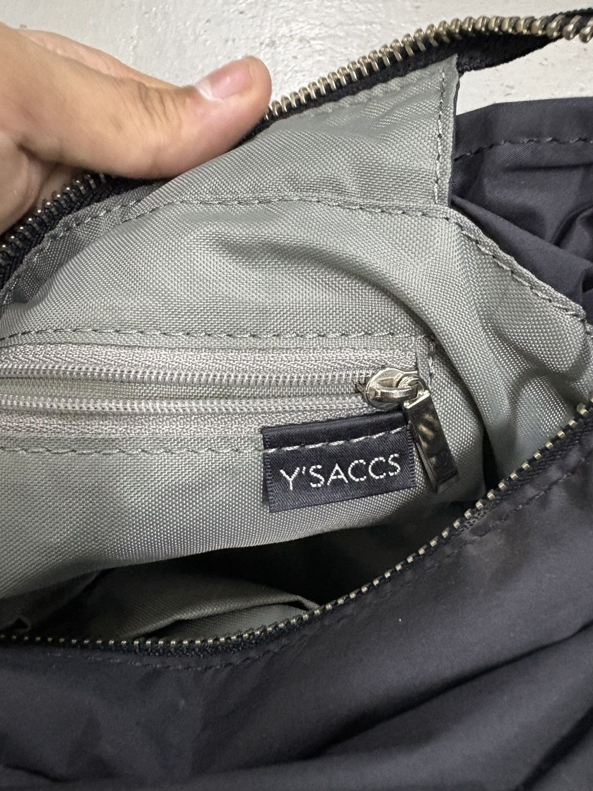 Yohji Yamamoto Yohji Yamamoto Y'SACCS bag black bag leather pocket design Size ONE SIZE - 7 Thumbnail