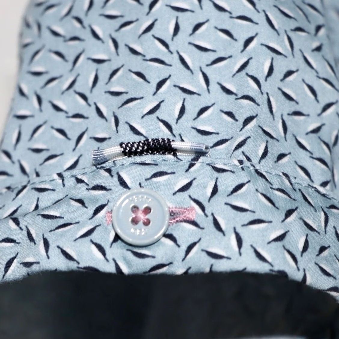 Ted Baker VINTAGE? No. (Original says No) Size US M / EU 48-50 / 2 - 4 Thumbnail