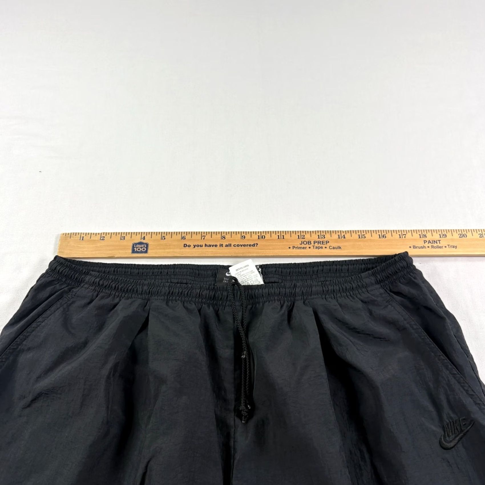 Nike VINTAGE Nike Track Pants Mens 2XL Black Tapered Jogger Stretch Athleisure Size US 39 - 6 Thumbnail