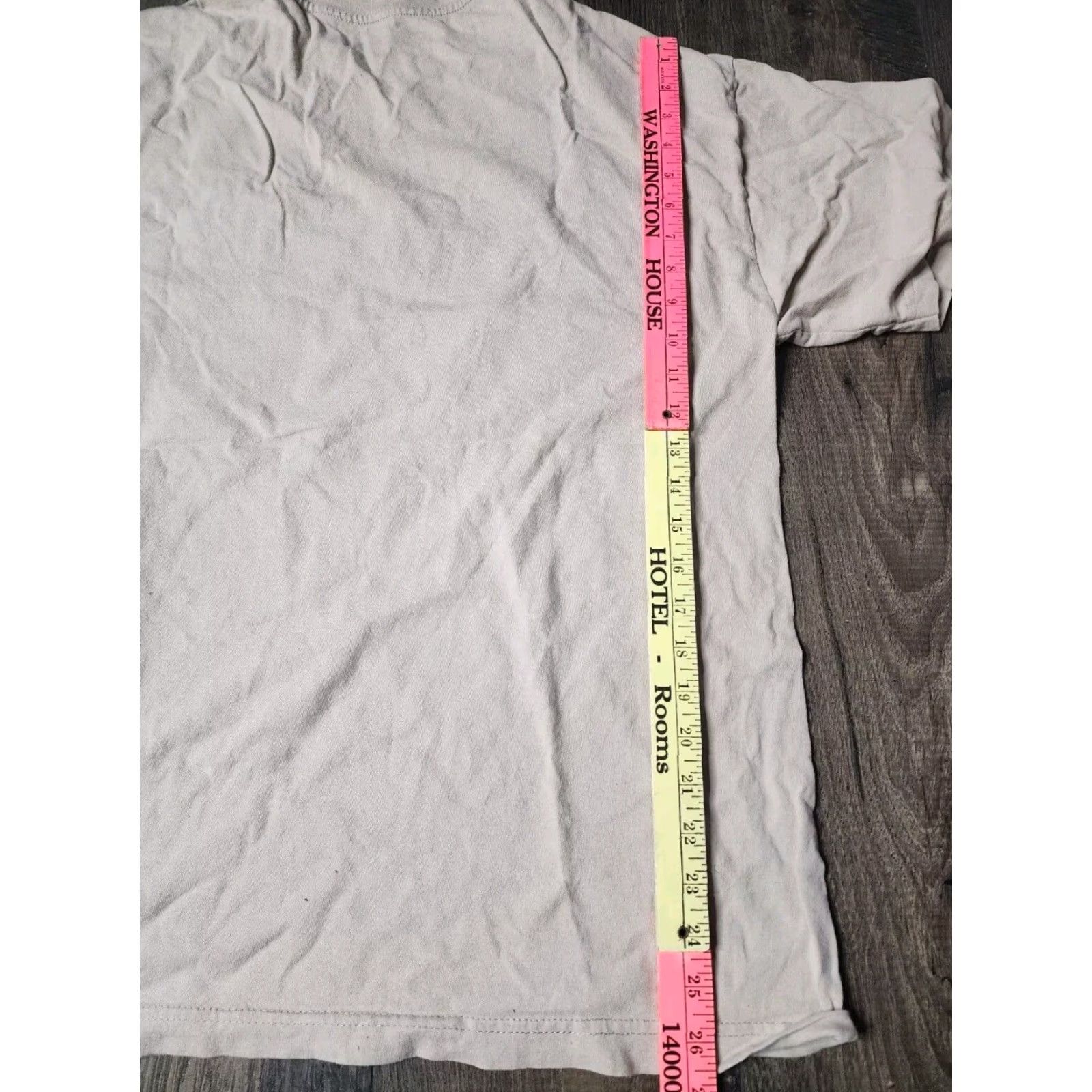 Vintage Mens XL Beige Candy Land Funny T Shirt Short Sleeve Crew Neck Distressed Board Game Tee Size US XL / EU 56 / 4 - 2 Thumbnail
