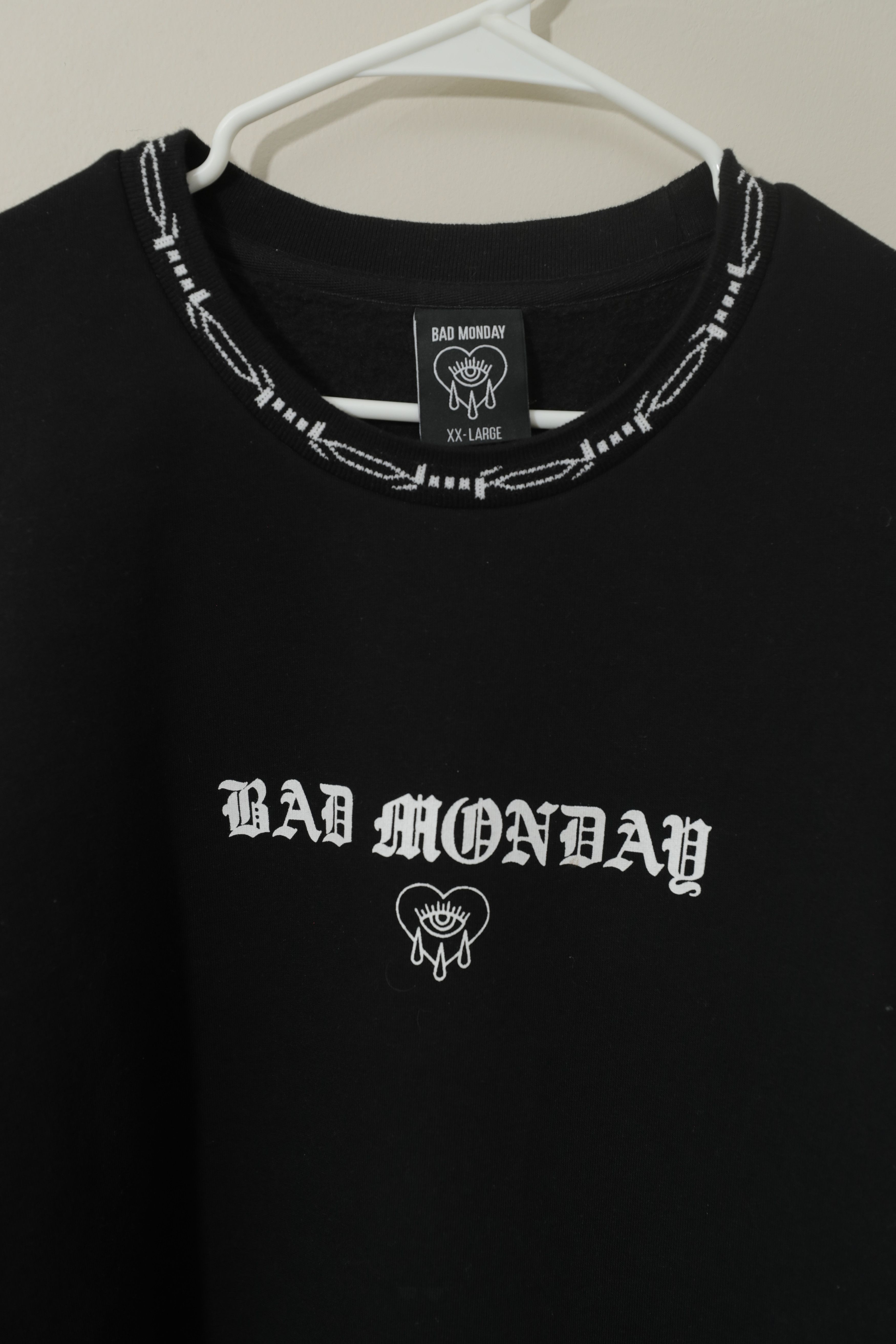 Other Bad Monday Barbed Cuff Black Crewneck Sweatshirt (XXL) Size US XXL / EU 58 / 5 - 2 Thumbnail