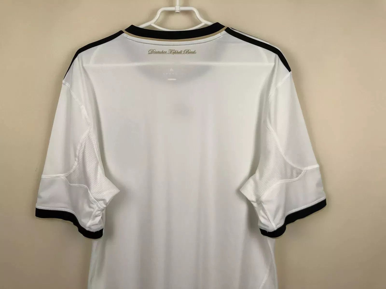 Adidas GERMANY NATIONAL 2010/2012 HOME FOOTBALL JERSEY SOCCER SHIRT Size US XL / EU 56 / 4 - 7 Thumbnail