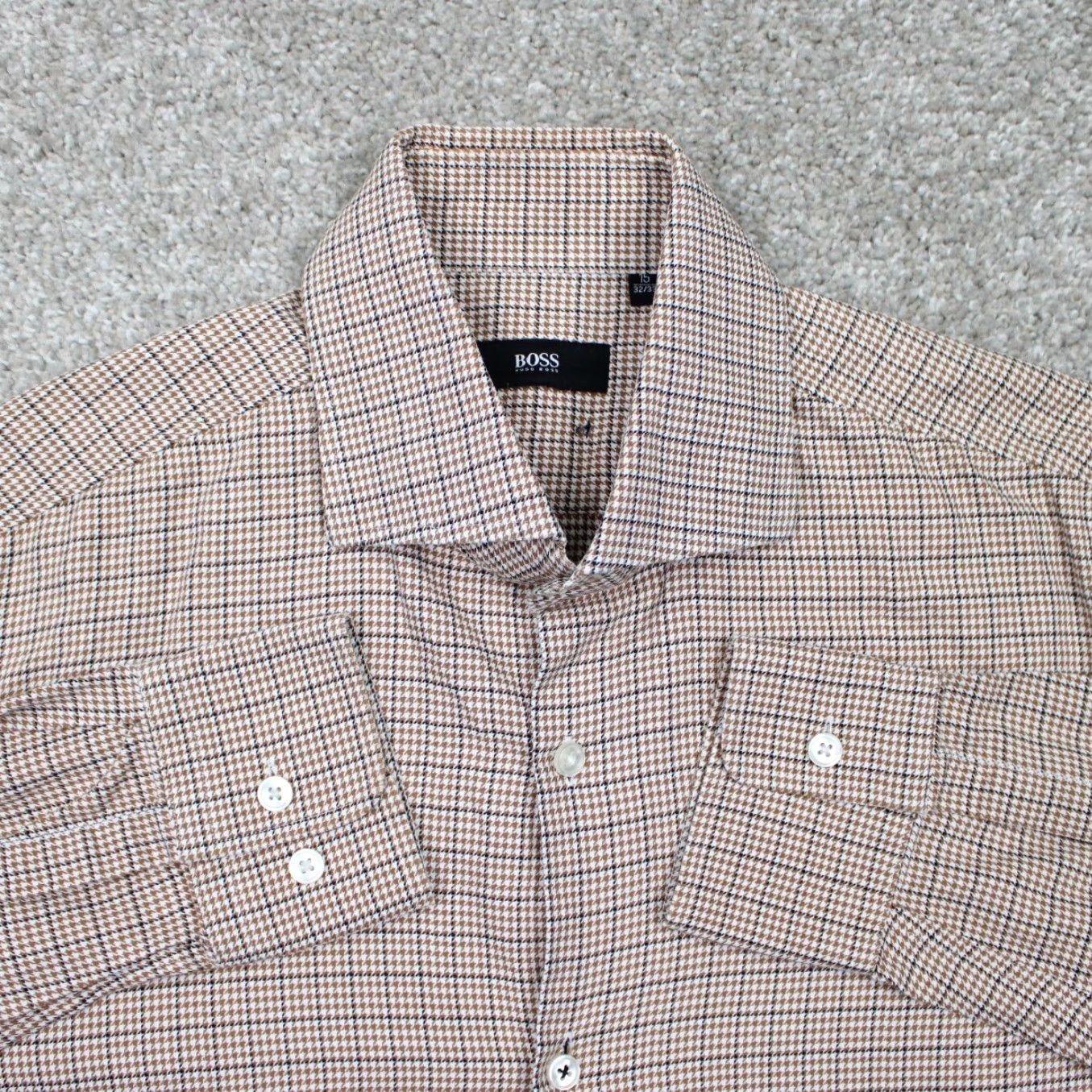 Hugo Boss HUGO BOSS Dress Shirt Mens 15 32/33 Brown White Cotton L/S Button Collar Check 21 in Chest Size 40R - 2 Thumbnail