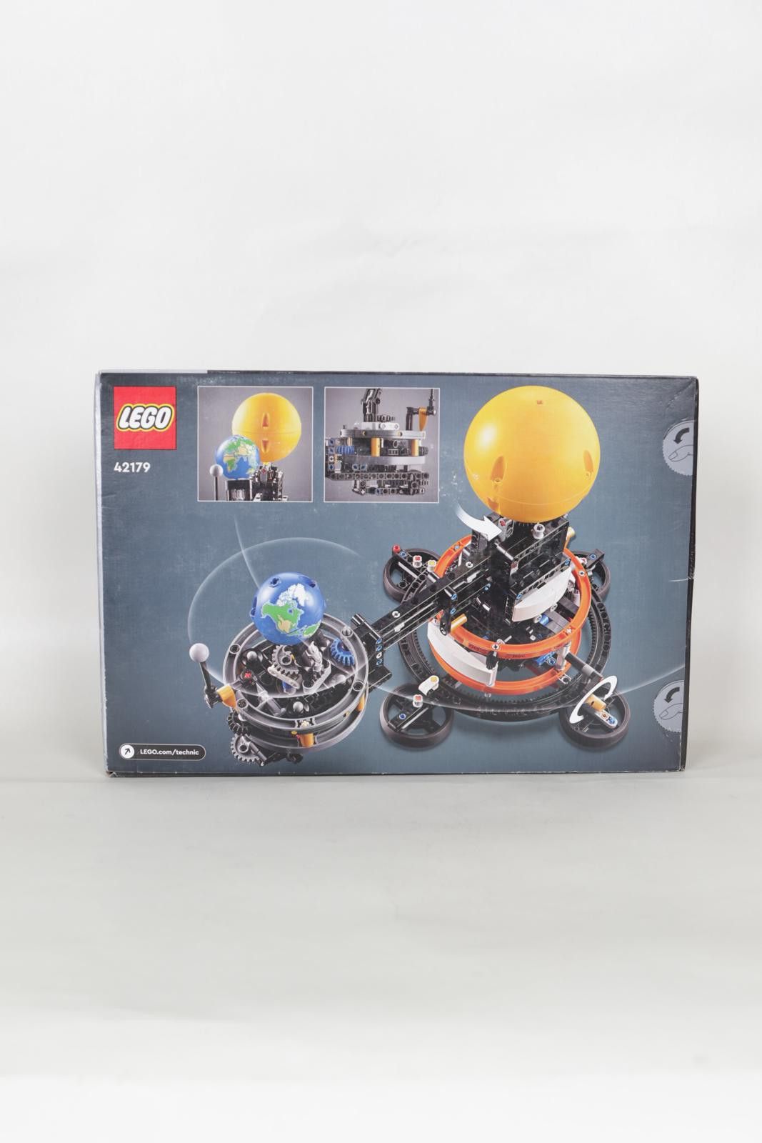 LEGO 2024' Lego Planet Earth and Moon in Orbit Set Size ONE SIZE - 2 Thumbnail