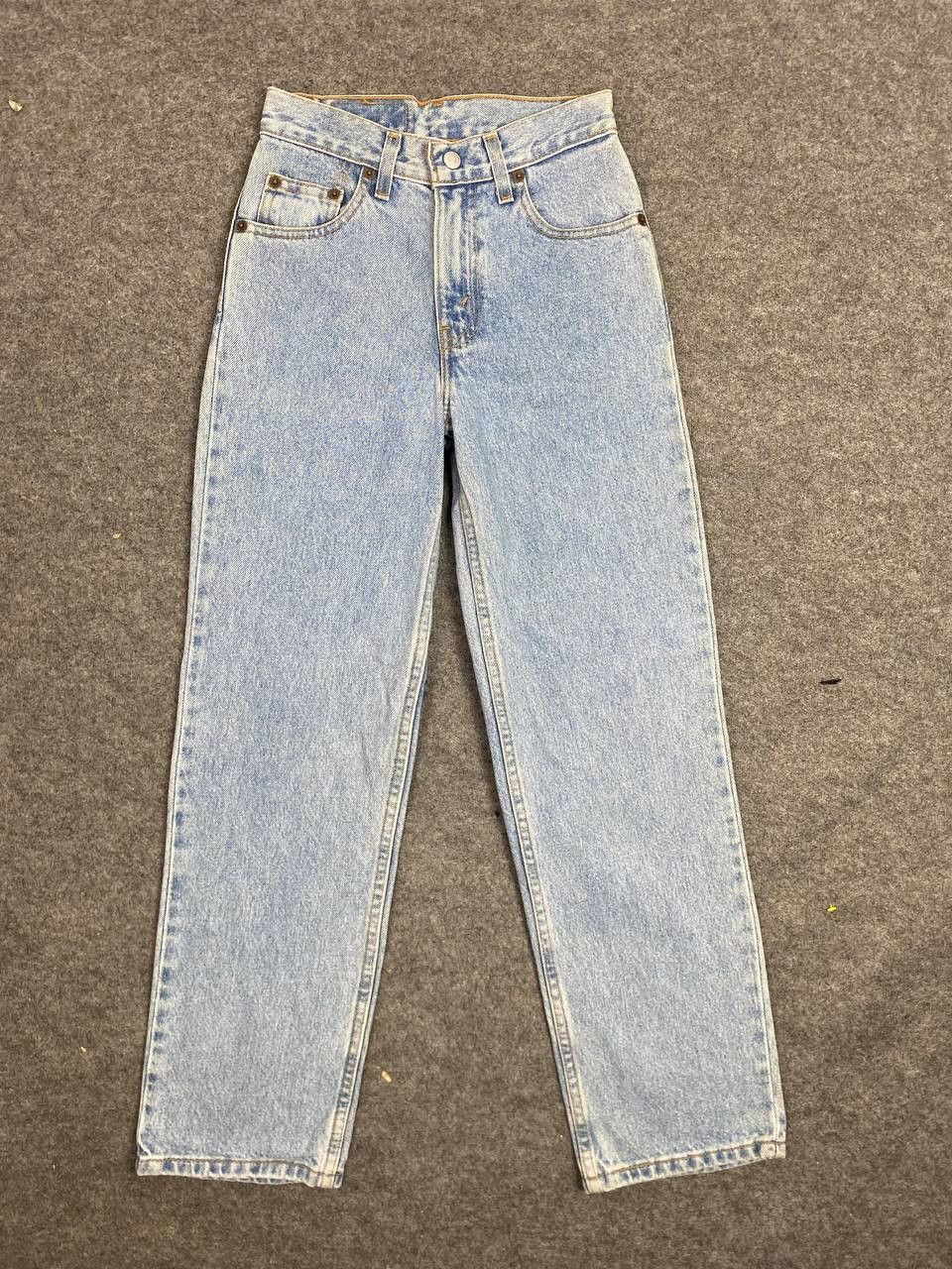 Levi's vintage levis 550 relaxed fit lightwash slim denim Size US 26 / EU 42 - 6 Thumbnail