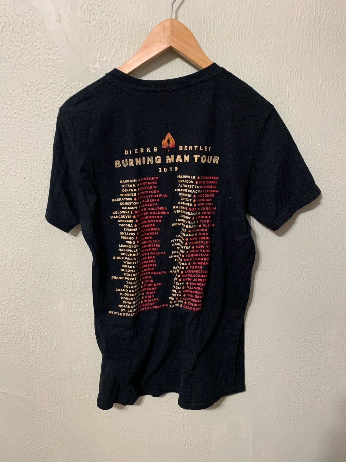 Vintage Vintage Dierks Bentley Burning Man T-Shirt Size US M / EU 48-50 / 2 - 1 Thumbnail