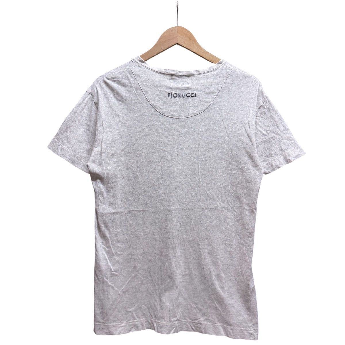 Fiorucci Fiorucci Angels Logo V Neck Pocket Tee Shirt Luxury (s) Size US S / EU 44-46 / 1 - 3 Thumbnail