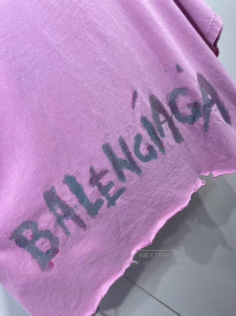 Balenciaga Balenciaga Letter hole T-shirt Size US M / EU 48-50 / 2 - 3 Thumbnail