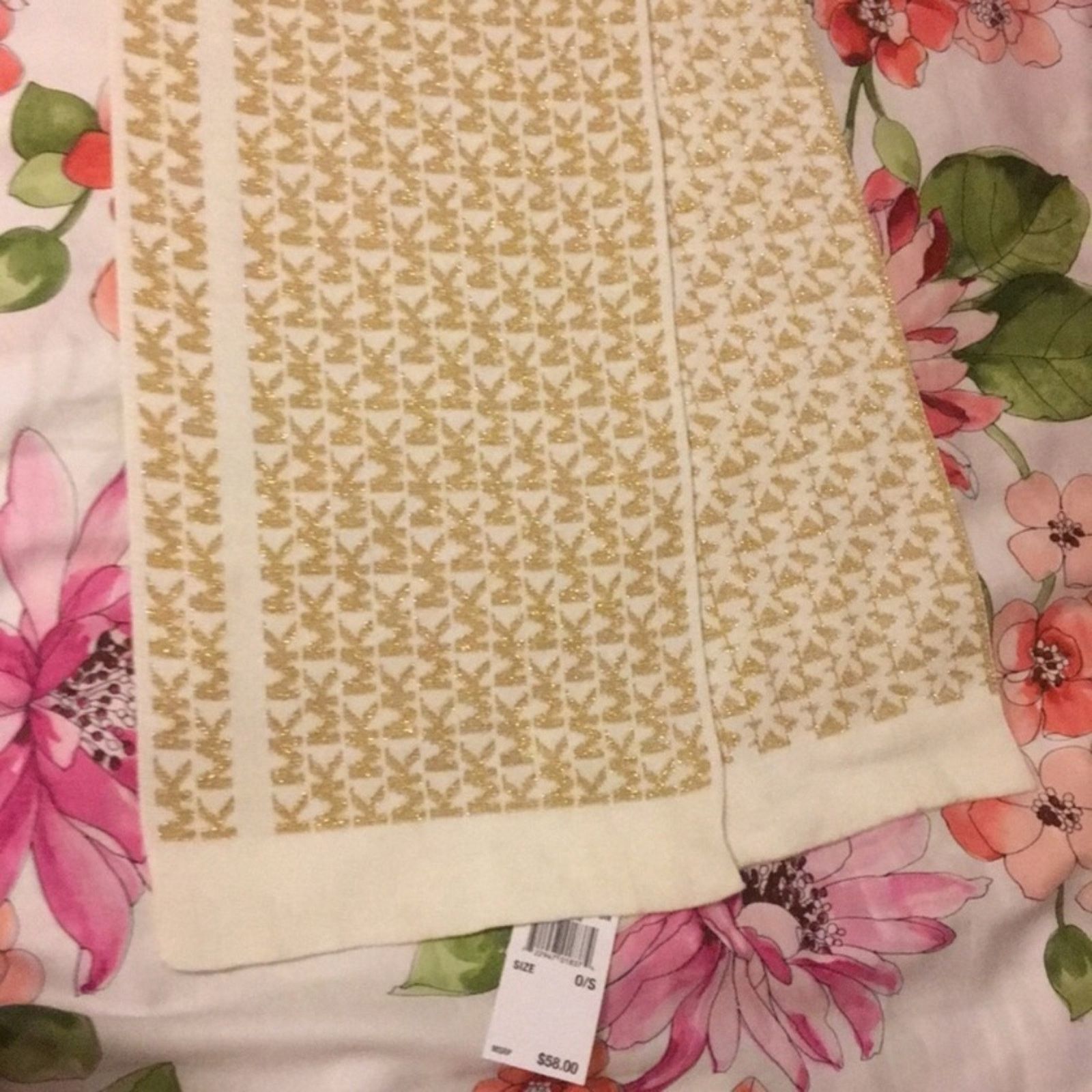 Michael Kors NWT Michael Kors scarf Size ONE SIZE - 3 Thumbnail
