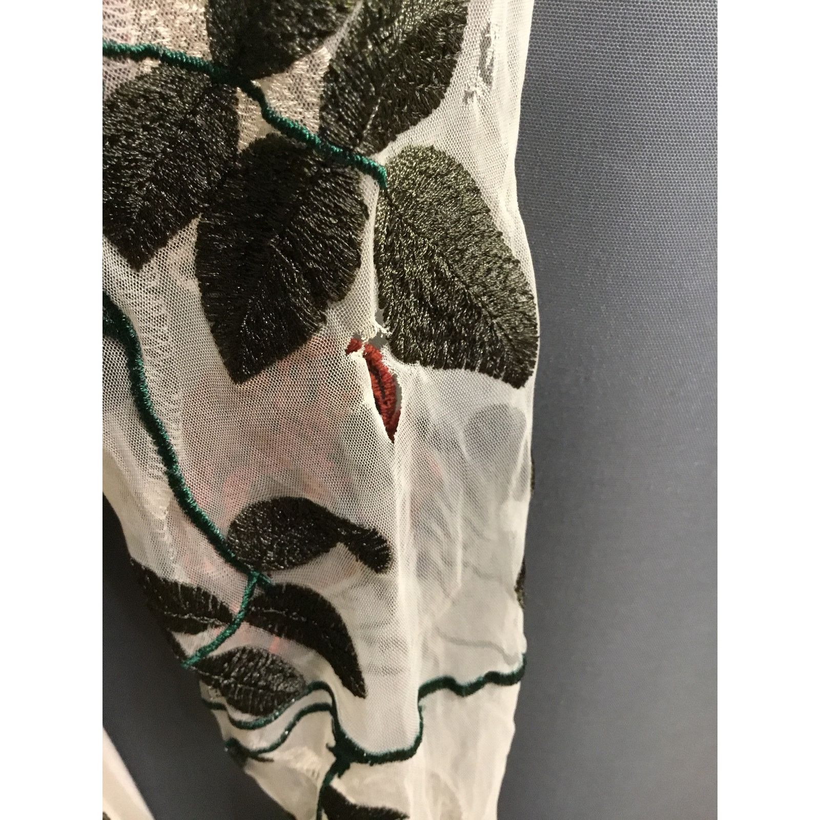 The Unbranded Brand K.Jen Dress Women's Large White Floral Embroidered Backless Size L / US 10 / IT 46 - 4 Thumbnail