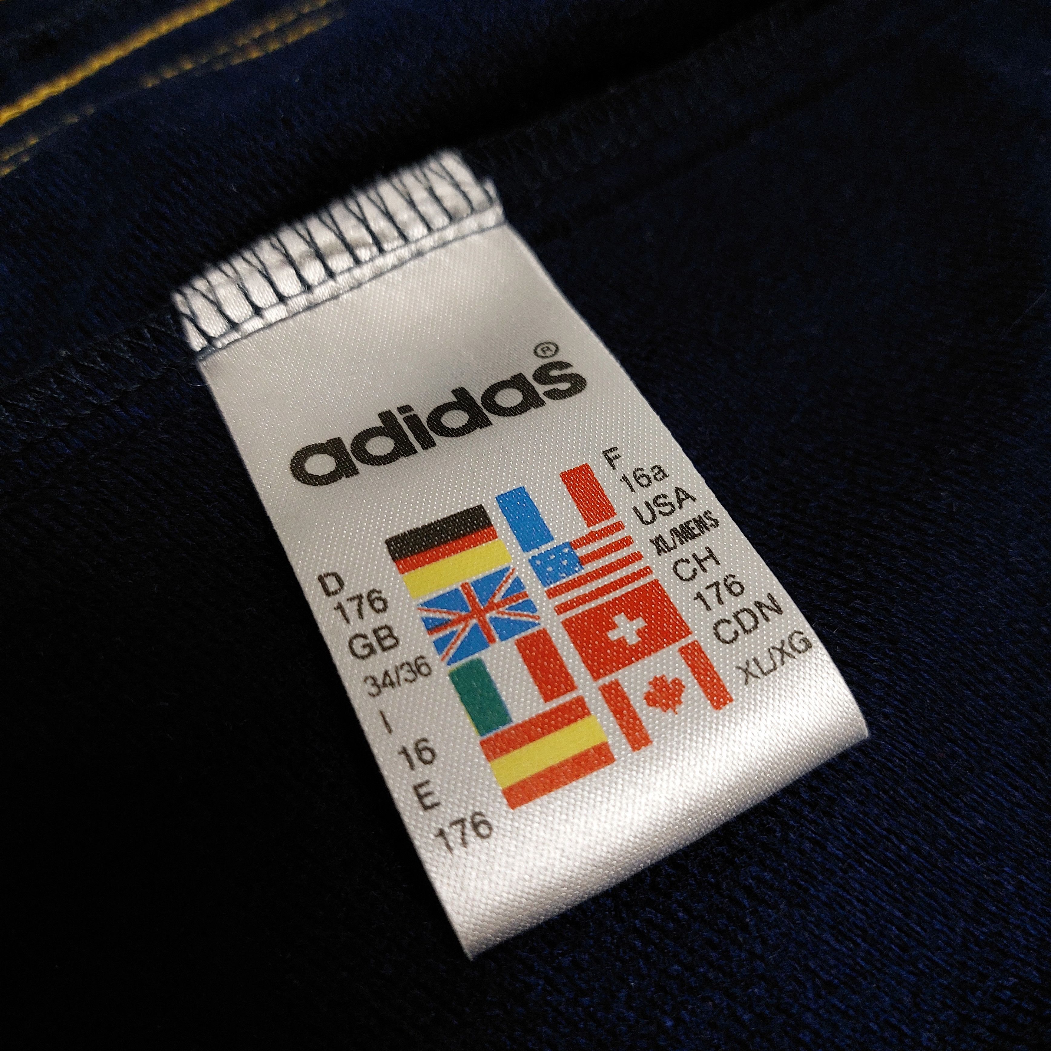 Adidas 90s Vintage Adidas Woman Track Jacket Size L / US 10 / IT 46 - 7 Thumbnail