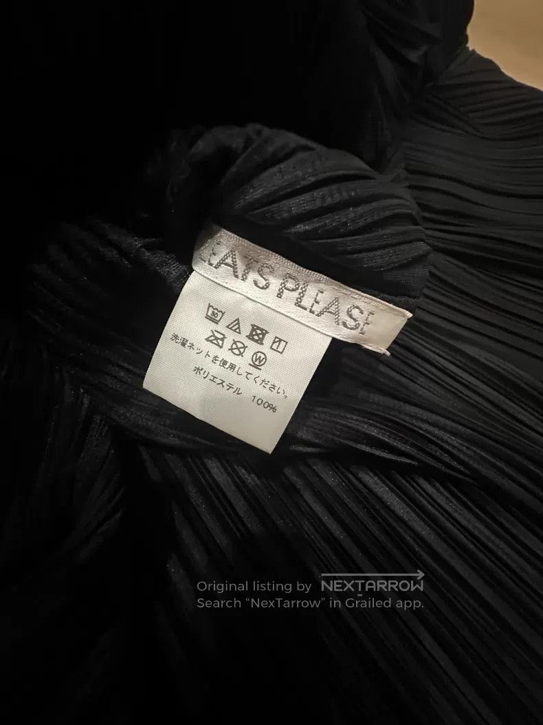 Issey Miyake Issey Miyake Black Ruched Top Size L / US 10 / IT 46 - 6 Thumbnail